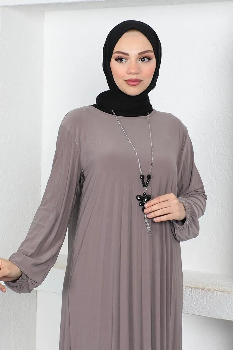 Pleated Sandy Dress-detail