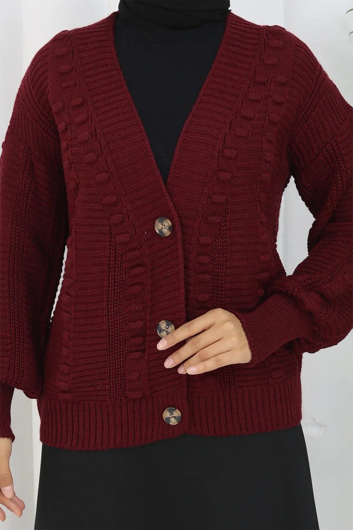 Ponponlu Triko Hırka-detail