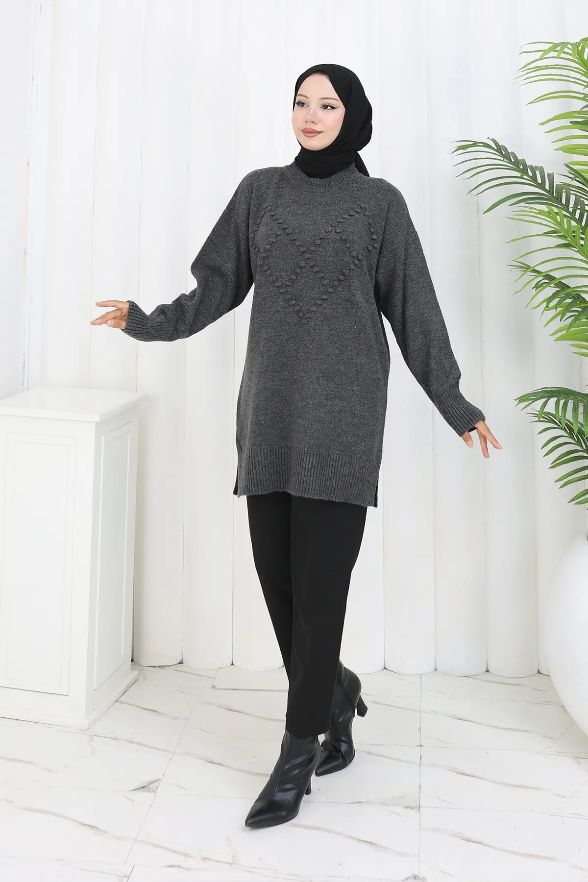 Ponponlu Triko Kazak-detail