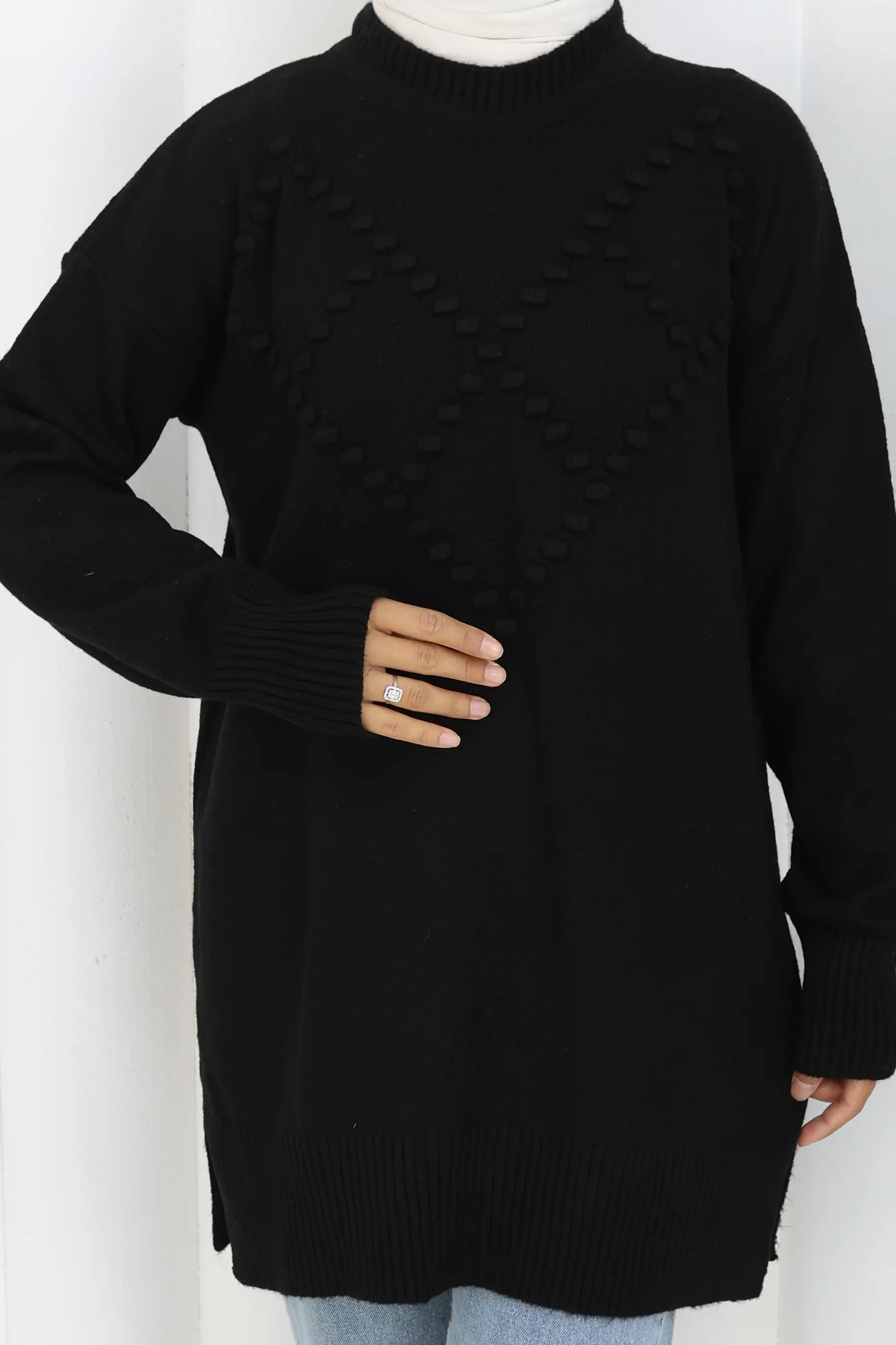 Pompom Knitted Sweater-detail