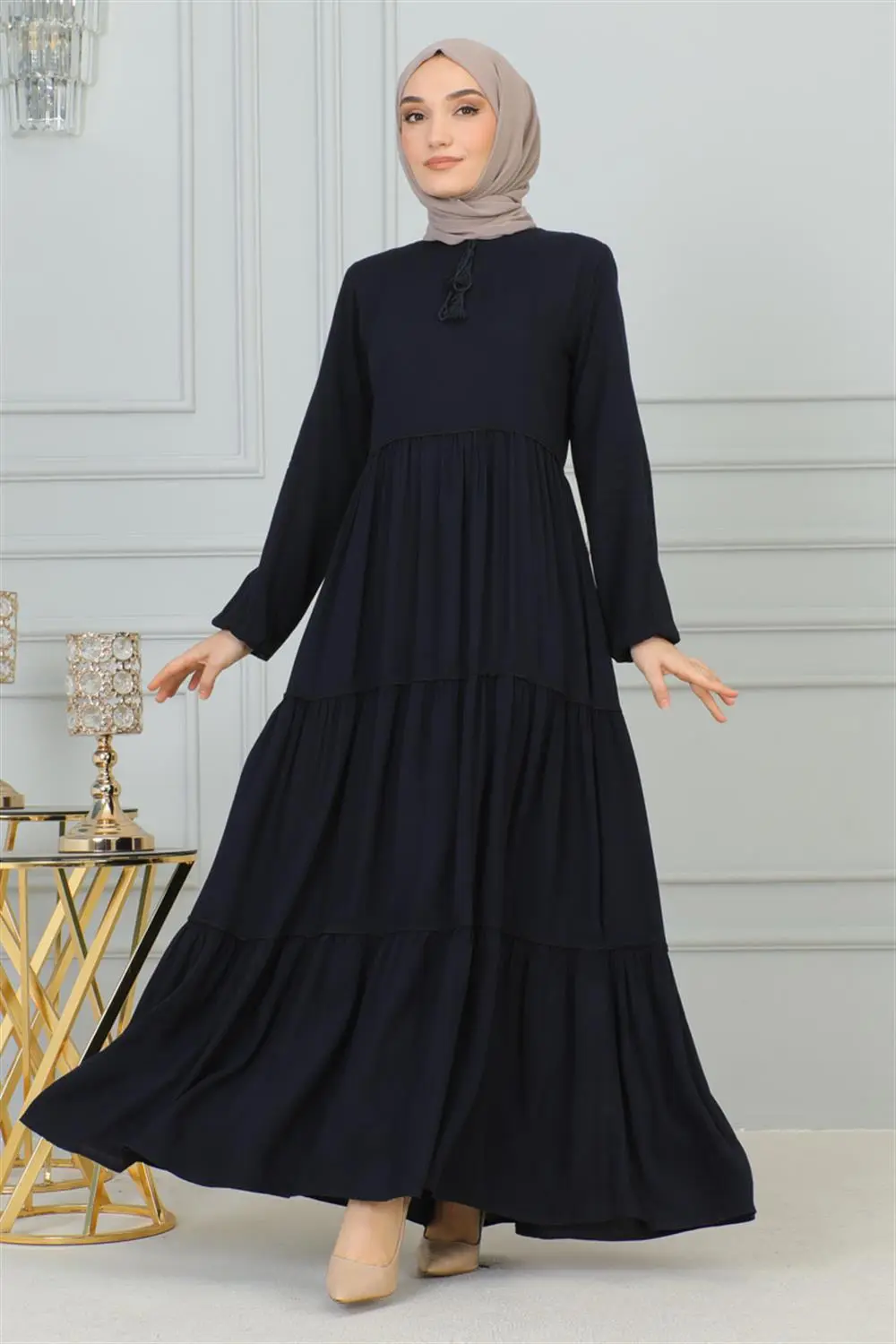 Püskül Detaylı Elbise-detail