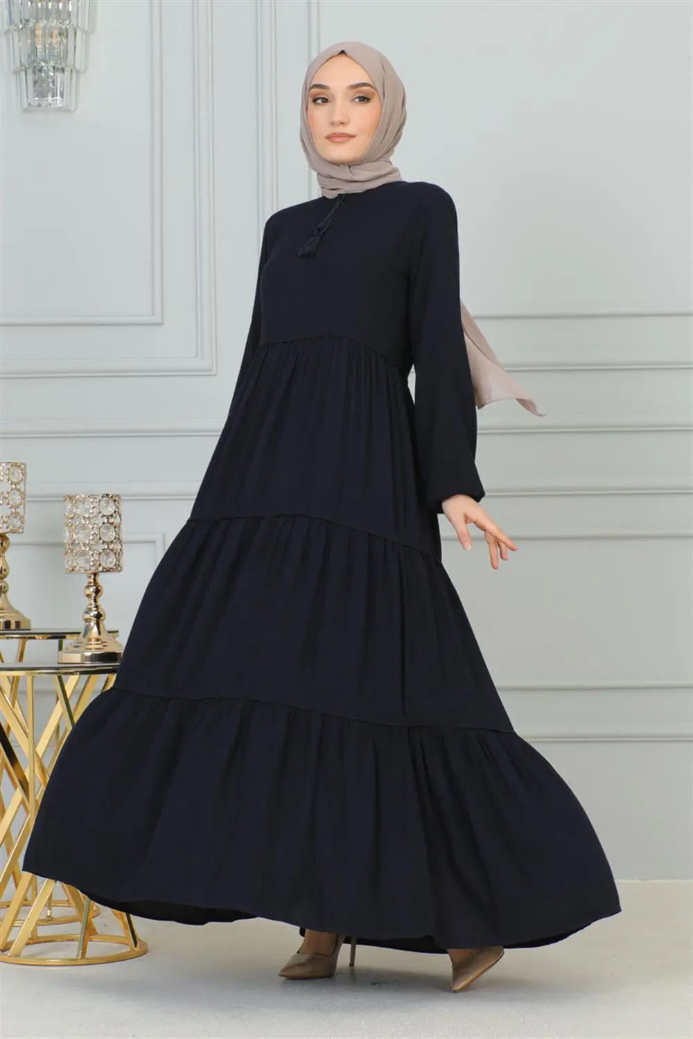 Püskül Detaylı Elbise-detail