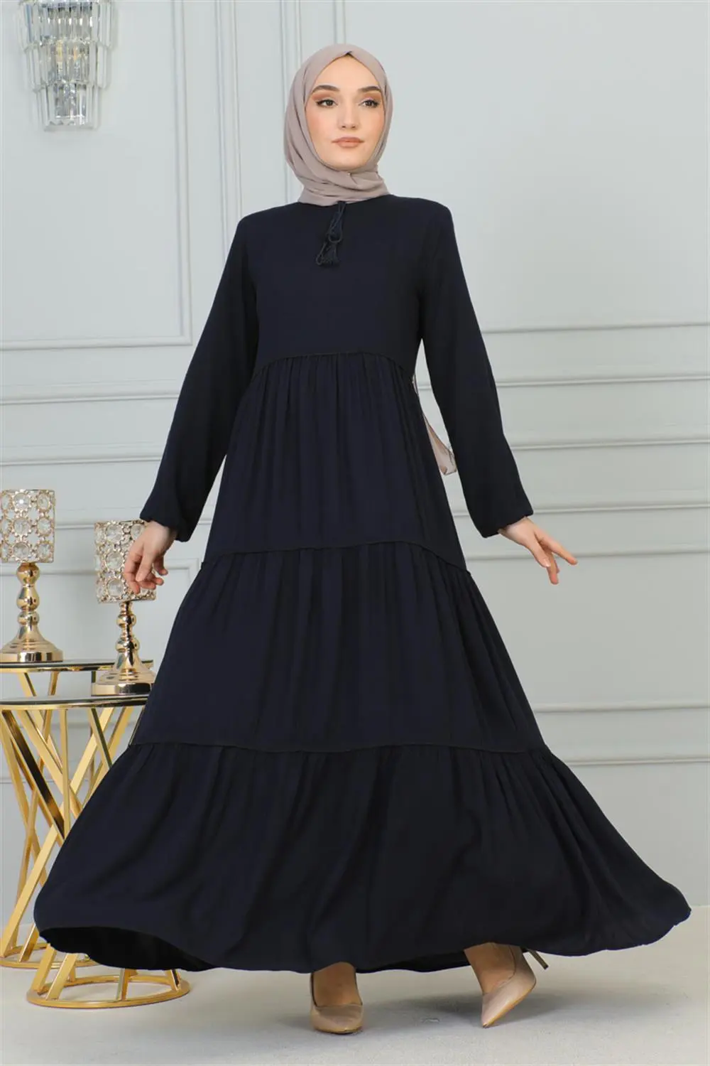 Püskül Detaylı Elbise-detail