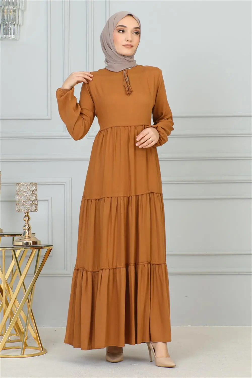 Püskül Detaylı Elbise-detail