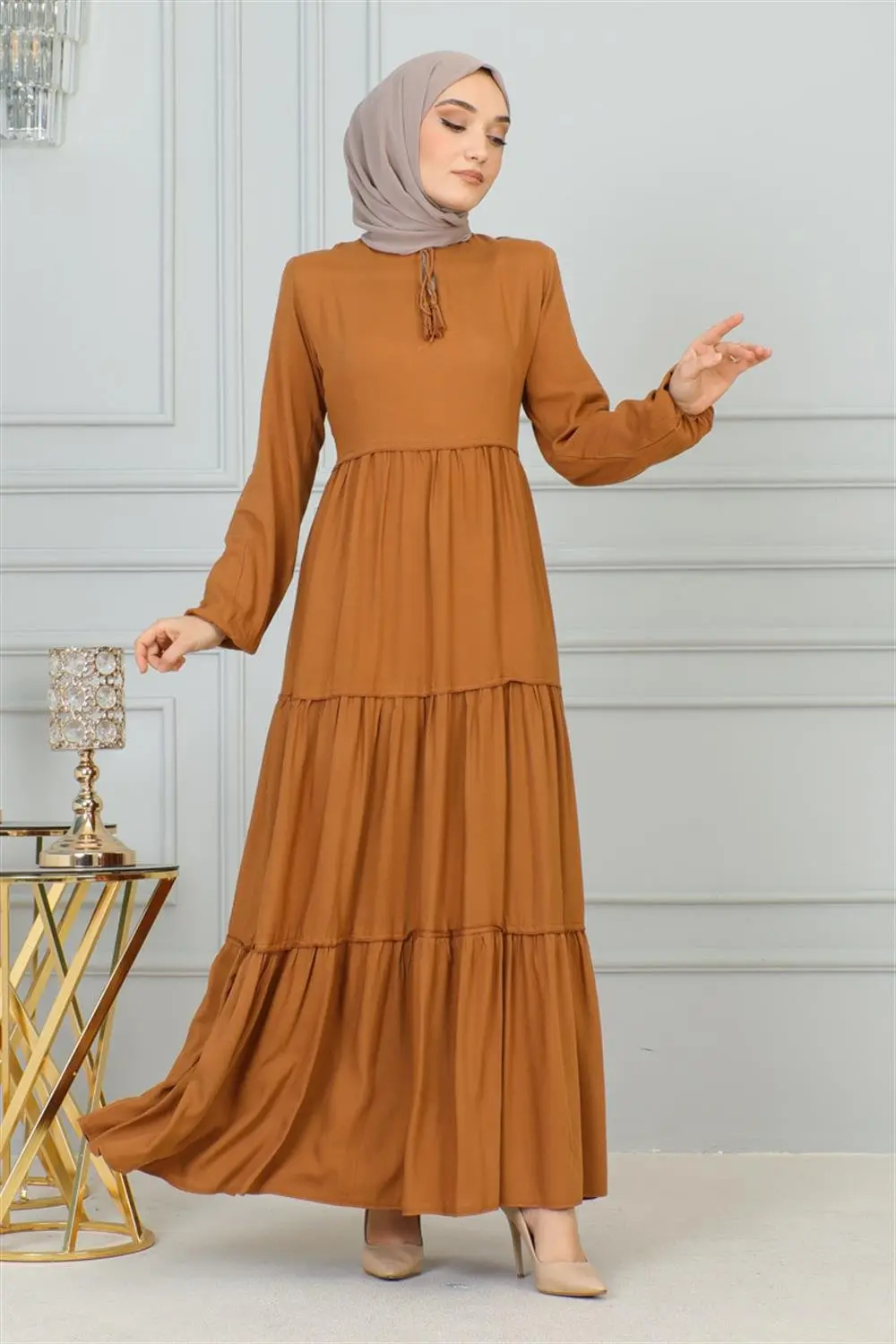 Püskül Detaylı Elbise-detail