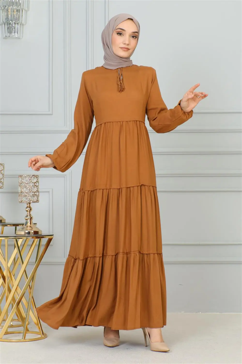 Püskül Detaylı Elbise-detail