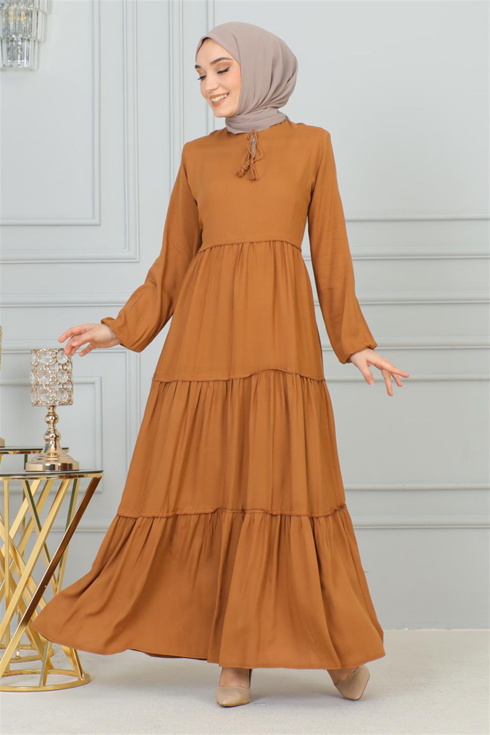 Püskül Detaylı Elbise