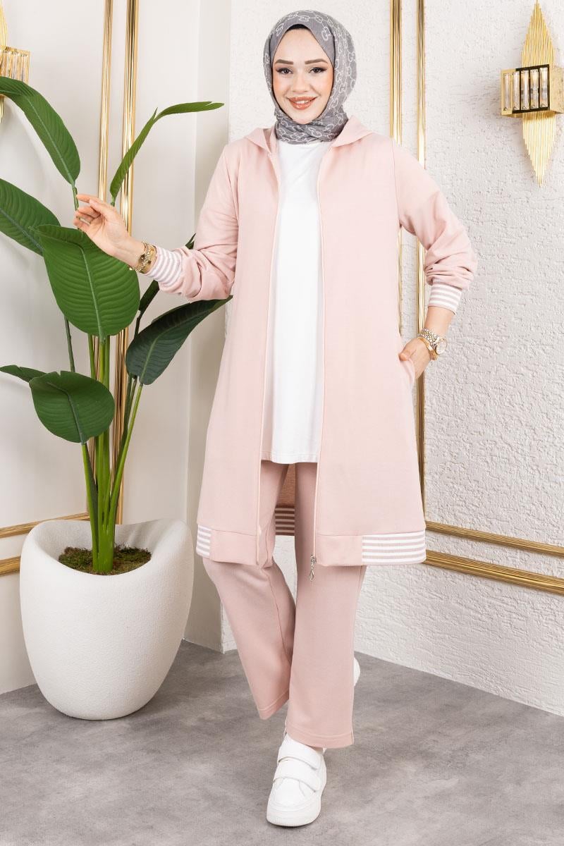 Ribbed Detailed Sports Suit