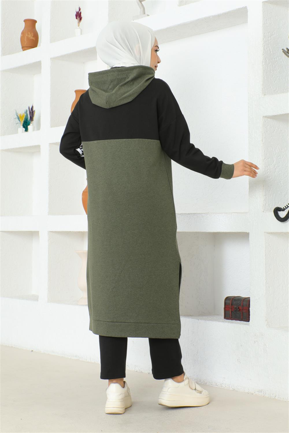 Şeritli Yırtmaçlı Spor Takım