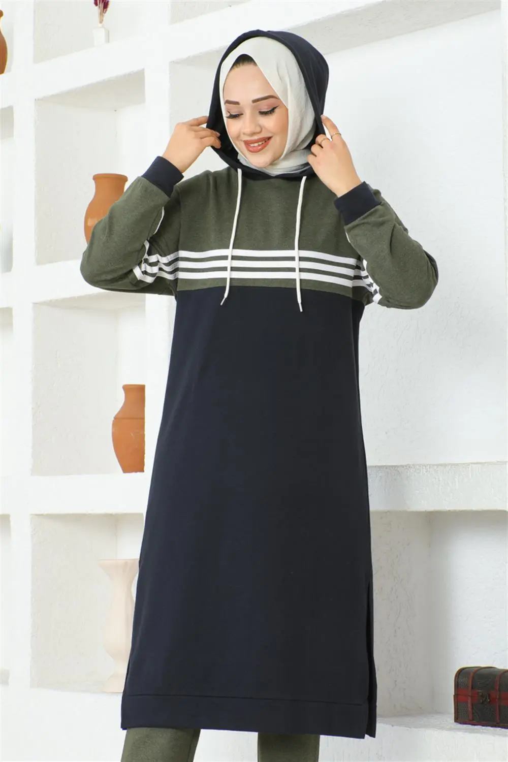 Şeritli Yırtmaçlı Spor Takım-detail