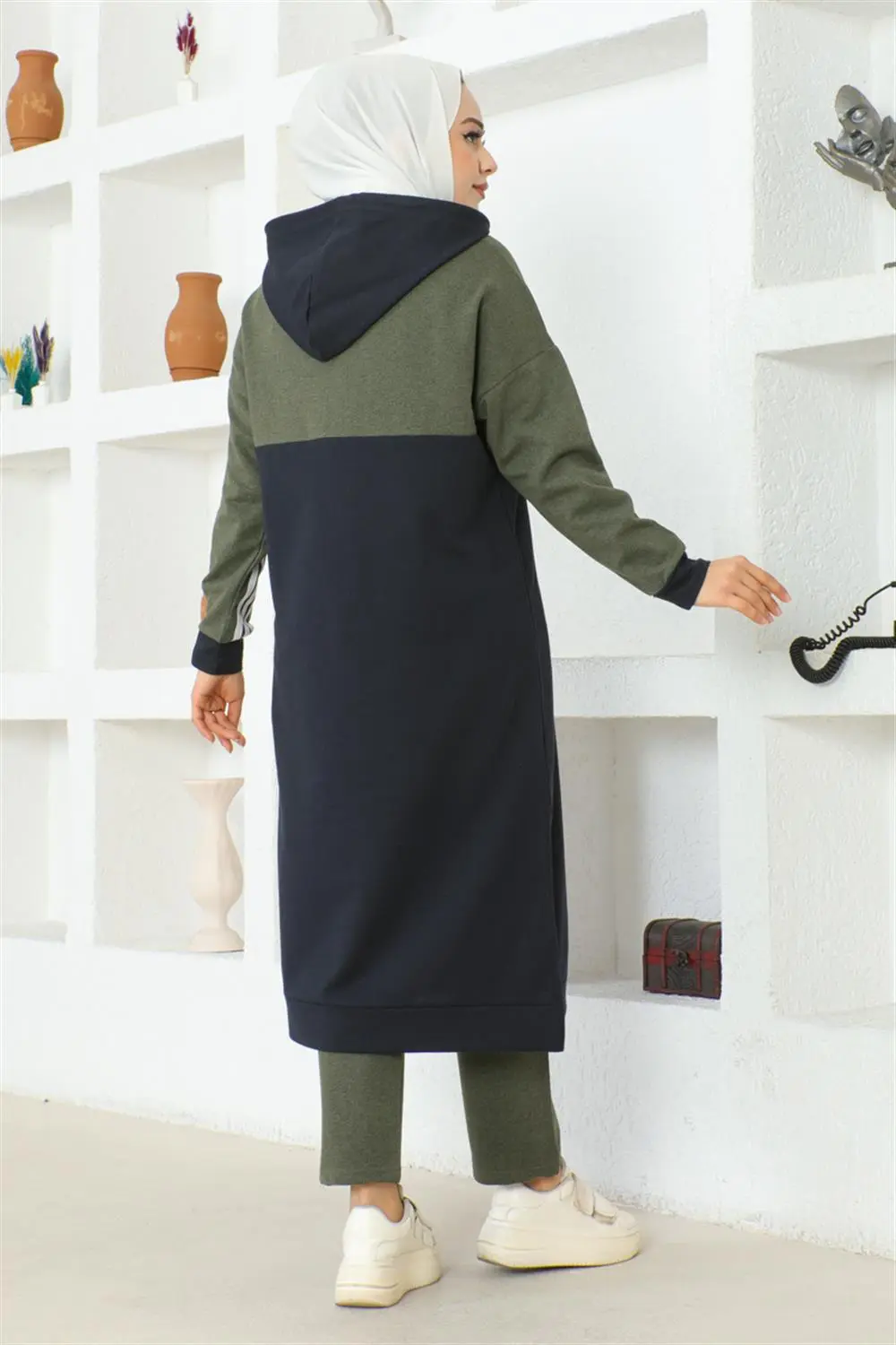 Şeritli Yırtmaçlı Spor Takım-detail