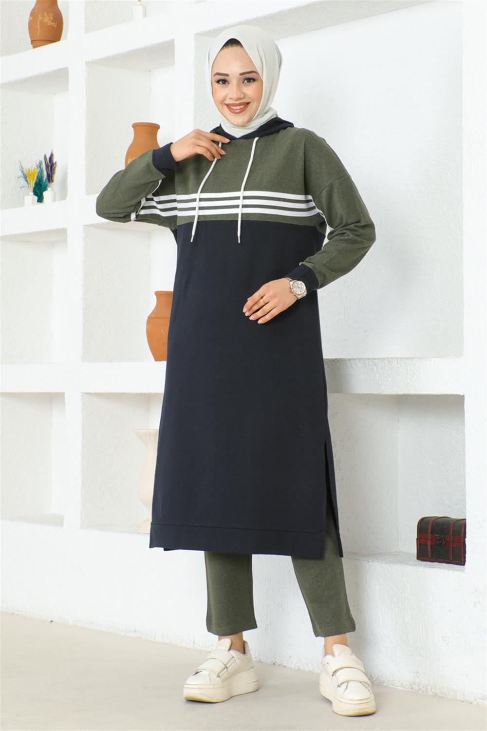 Şeritli Yırtmaçlı Spor Takım