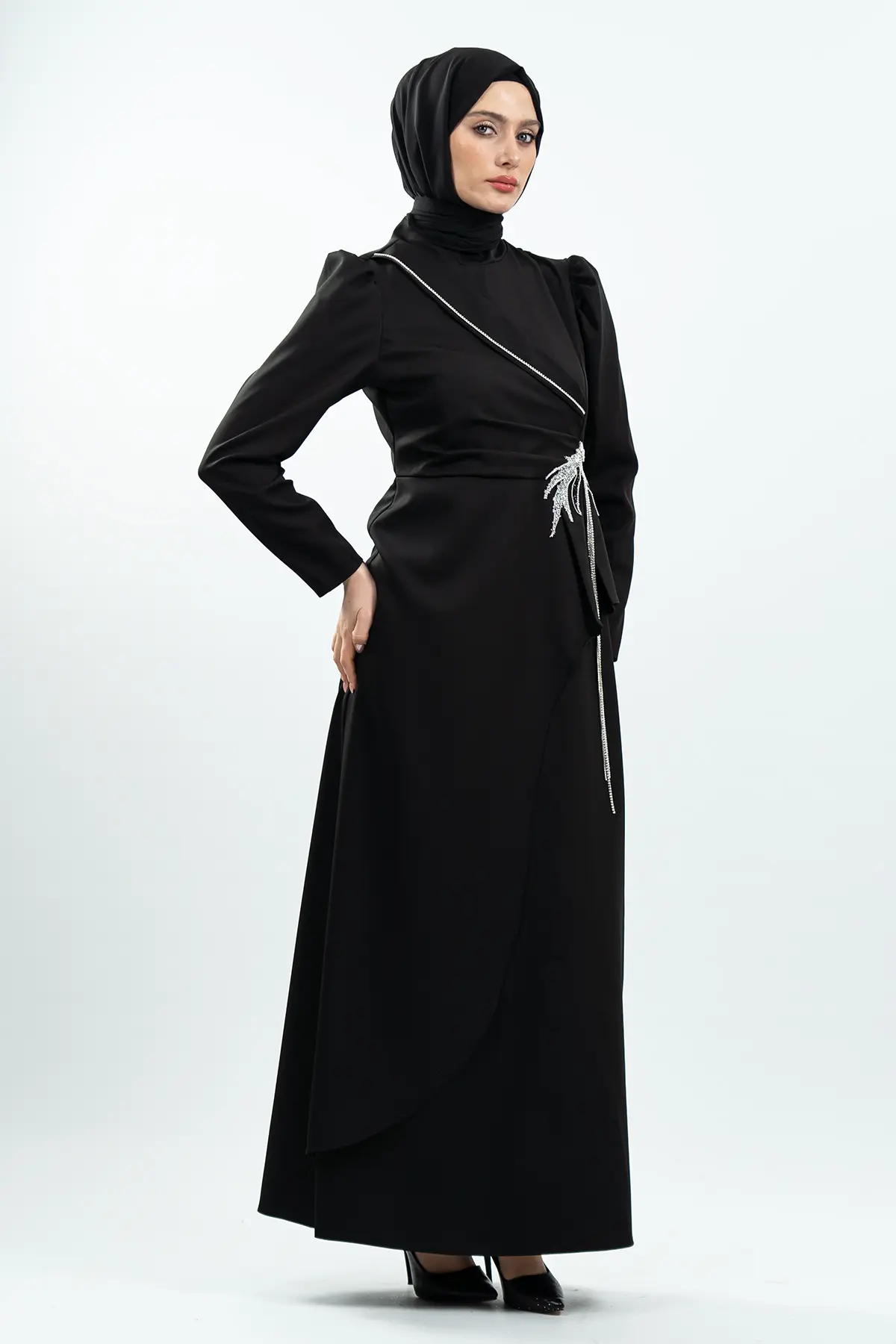 Black Stone Detailed Evening Dress-detail