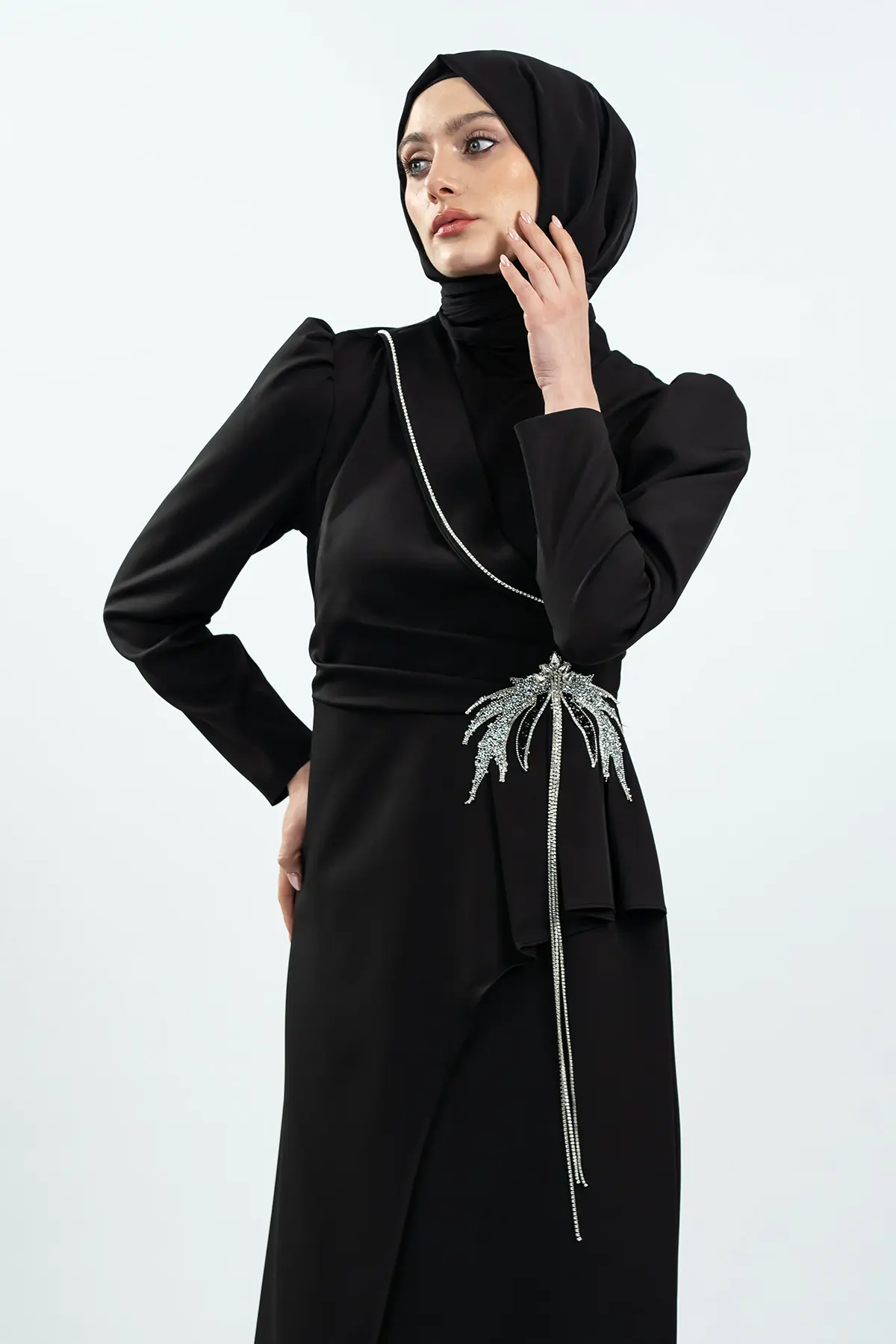 Black Stone Detailed Evening Dress-detail