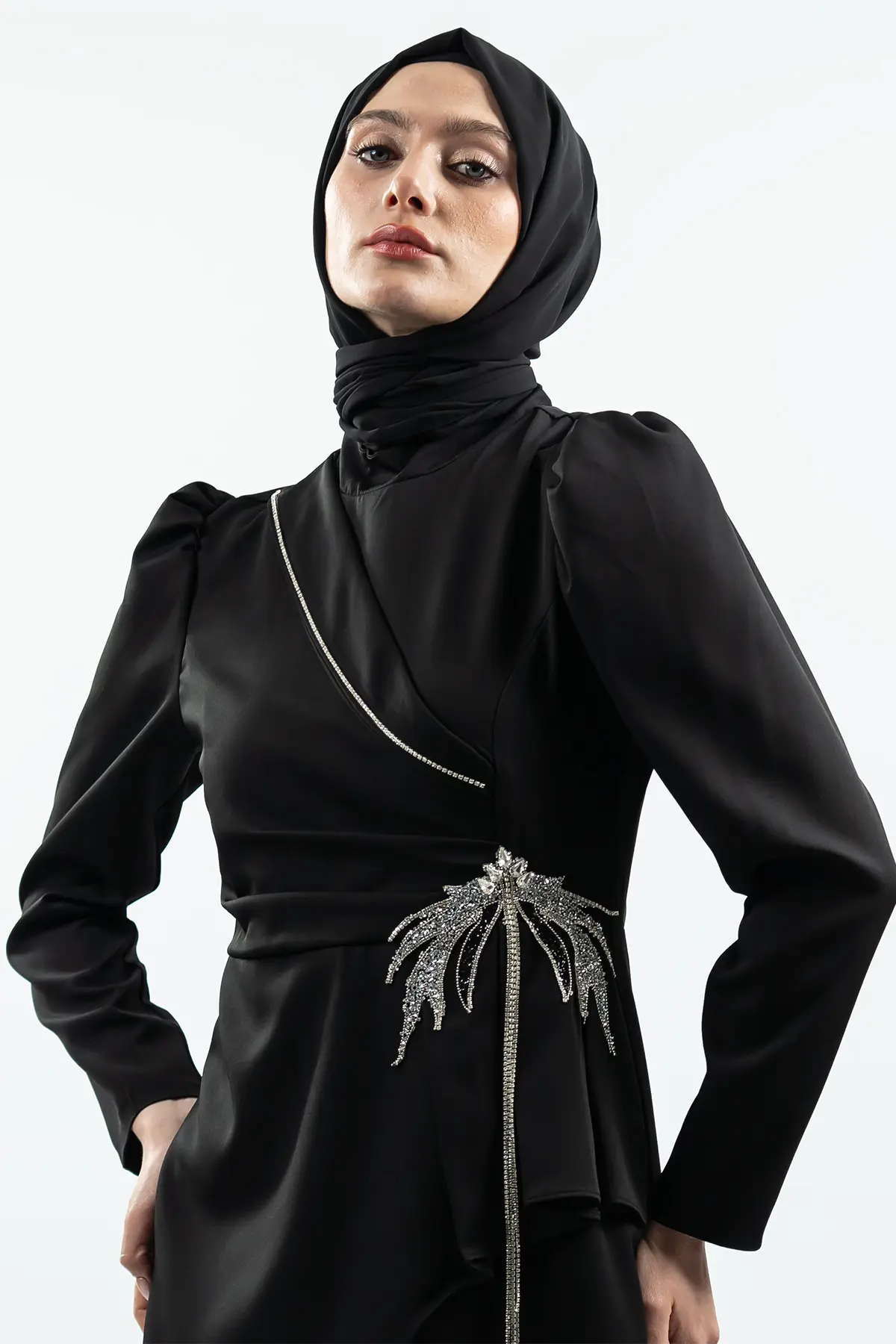 Black Stone Detailed Evening Dress-detail