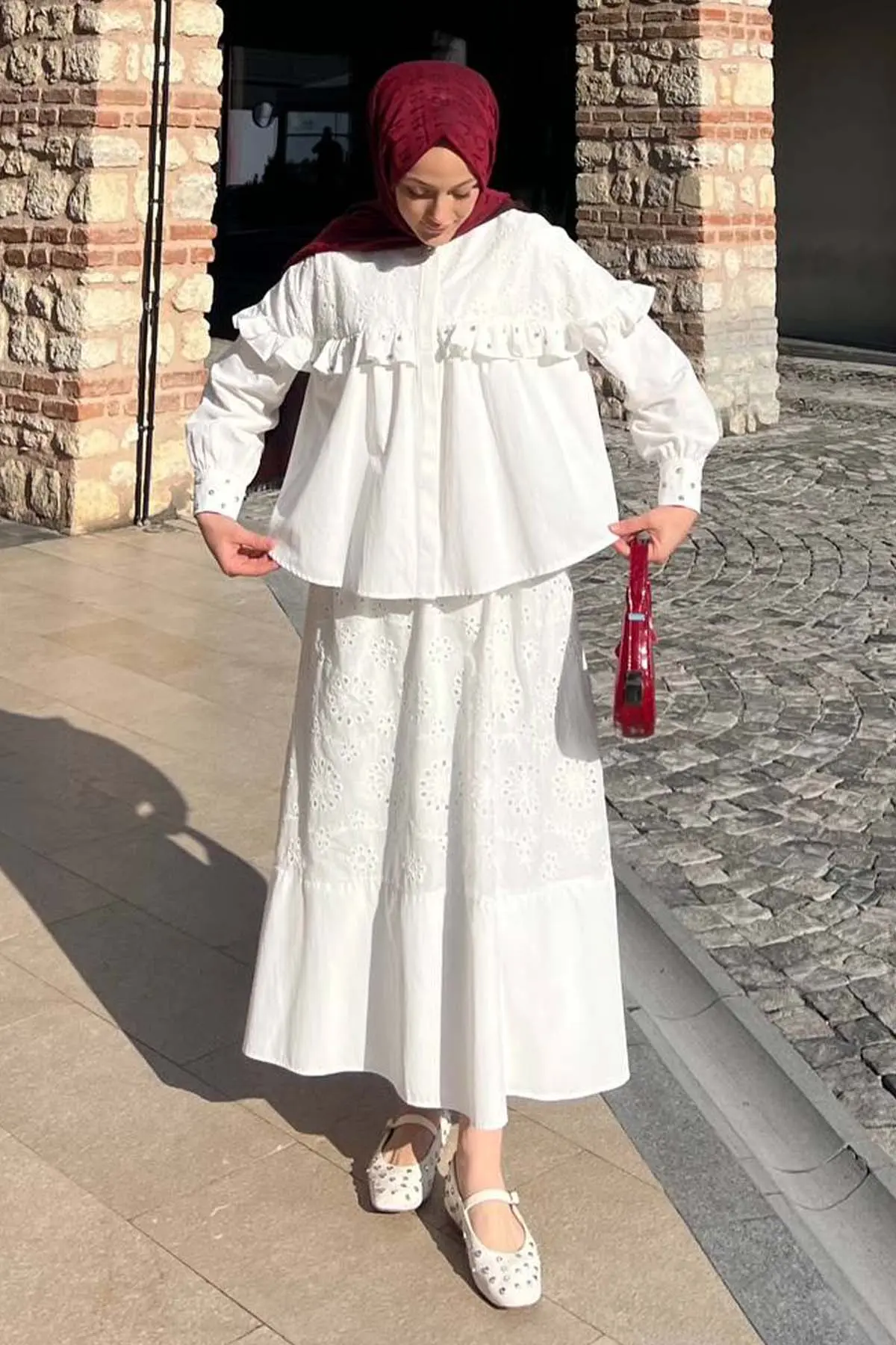 Taş Detaylı Brode Etekli Takım-detail