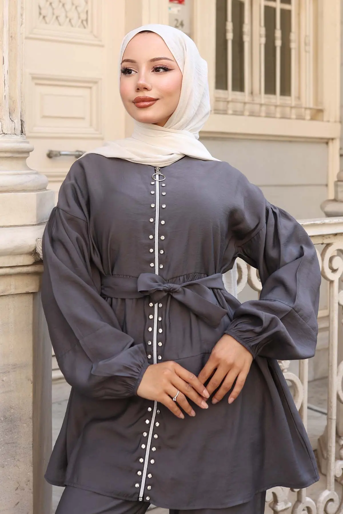 Stone Detailed Two Piece Set-detail