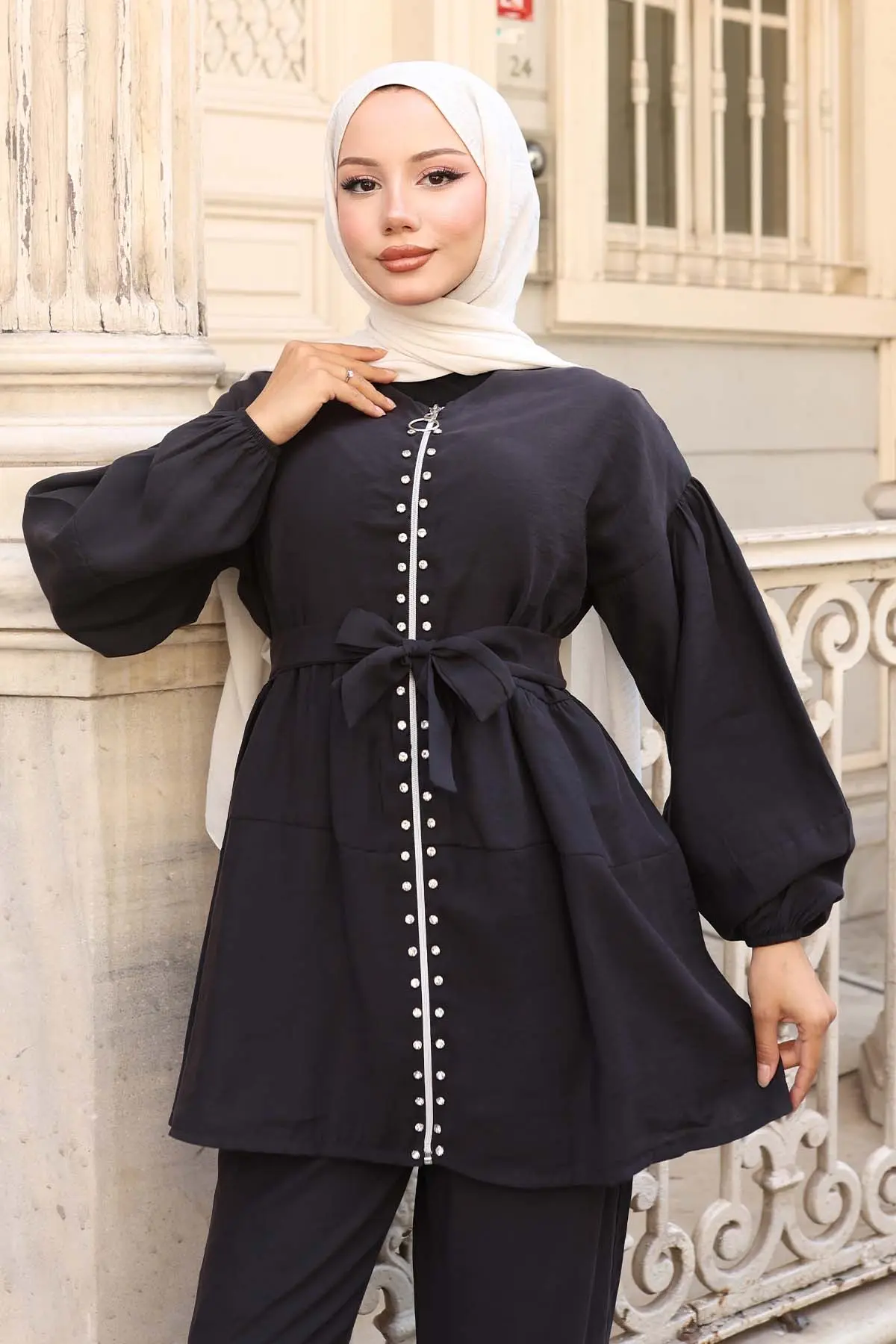 Stone Detailed Two Piece Set-detail