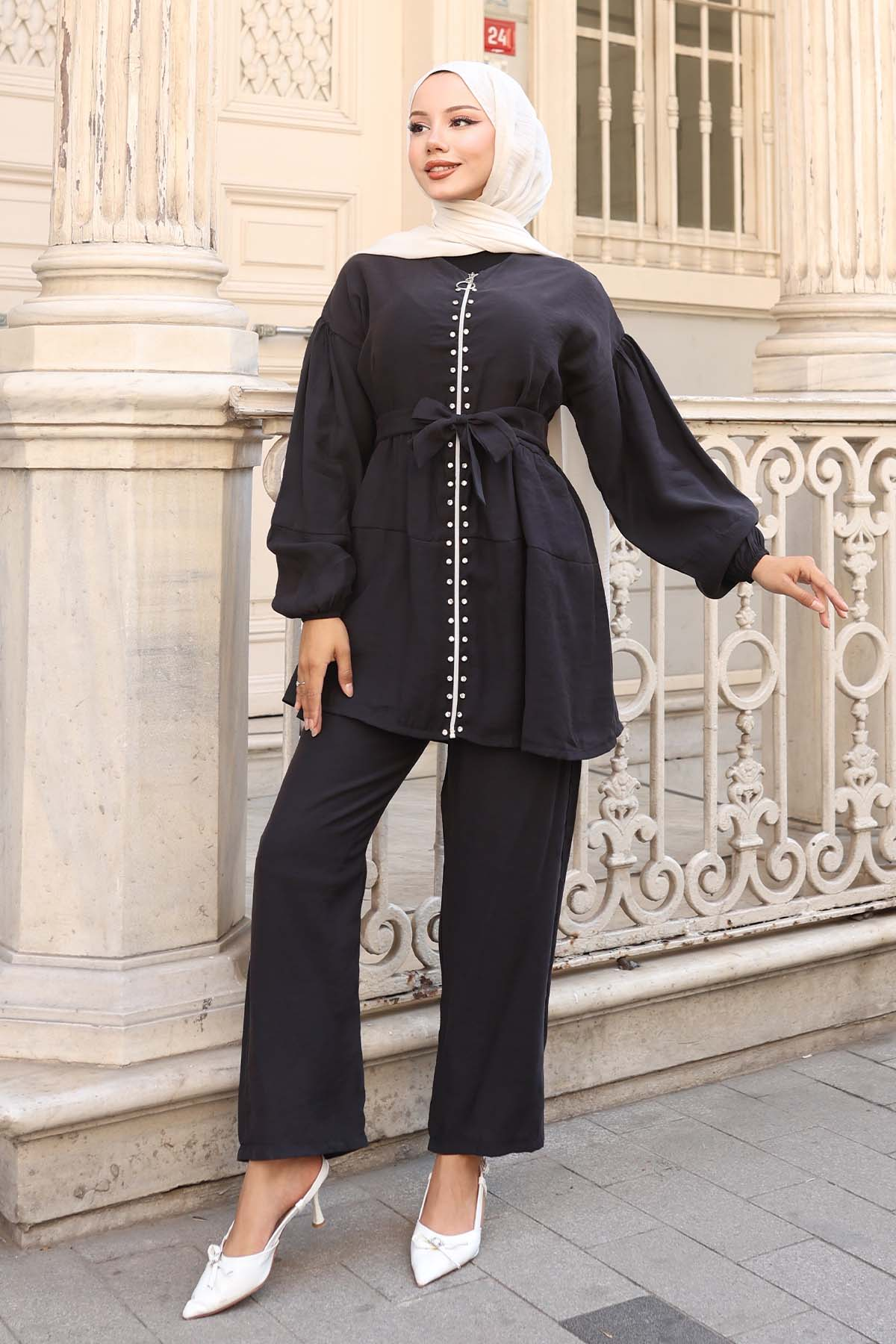 Stone Detailed Two Piece Set