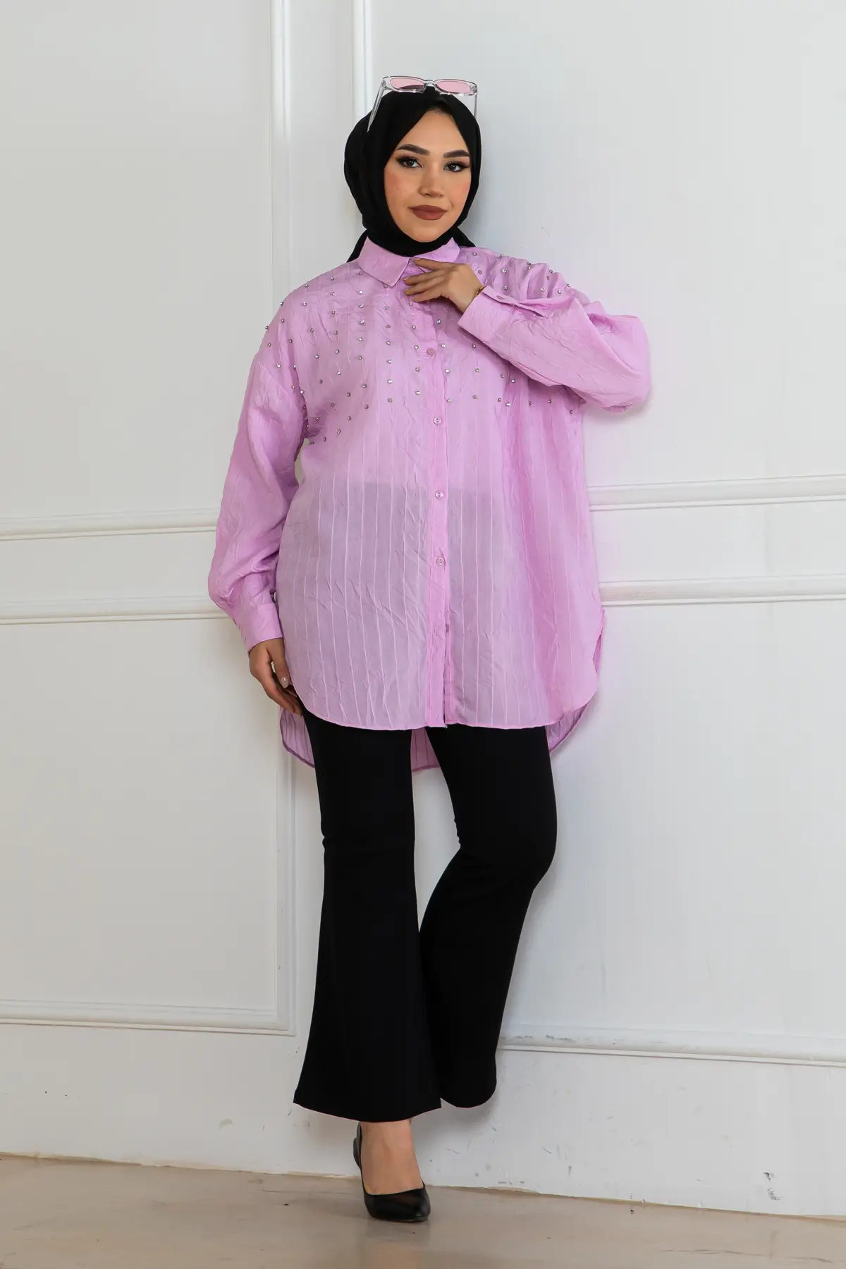 Taş Detaylı Önü Kısa Arkası Uzun Gömlek-detail