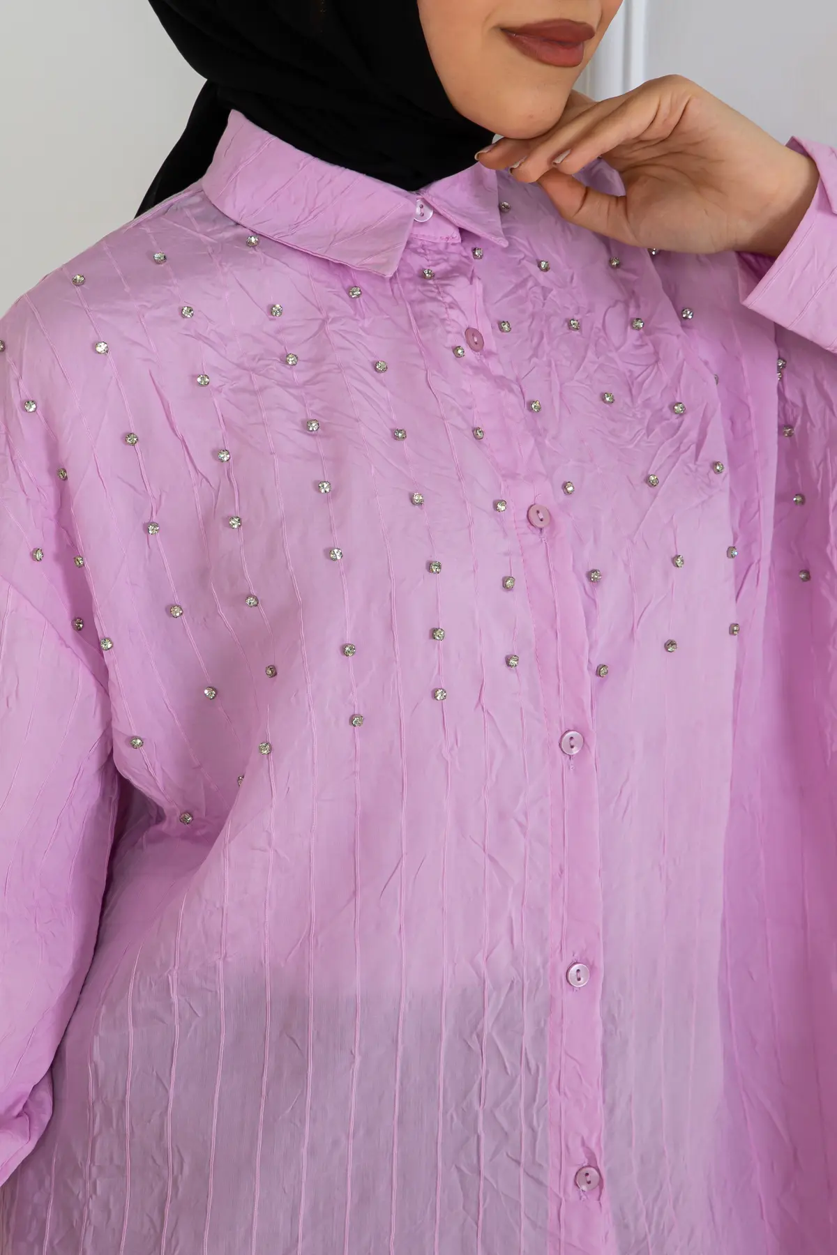 Taş Detaylı Önü Kısa Arkası Uzun Gömlek-detail