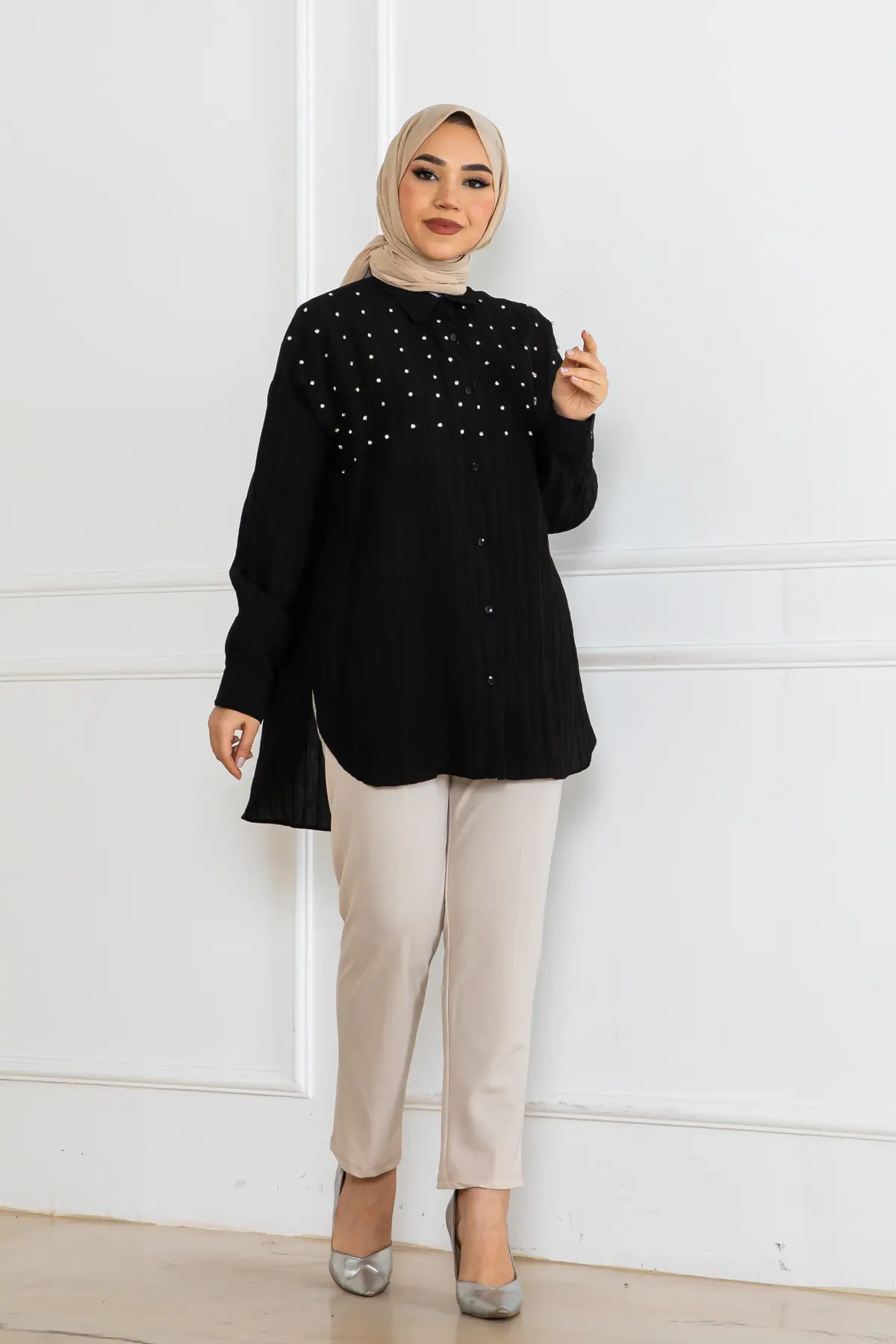 Taş Detaylı Önü Kısa Arkası Uzun Gömlek-detail