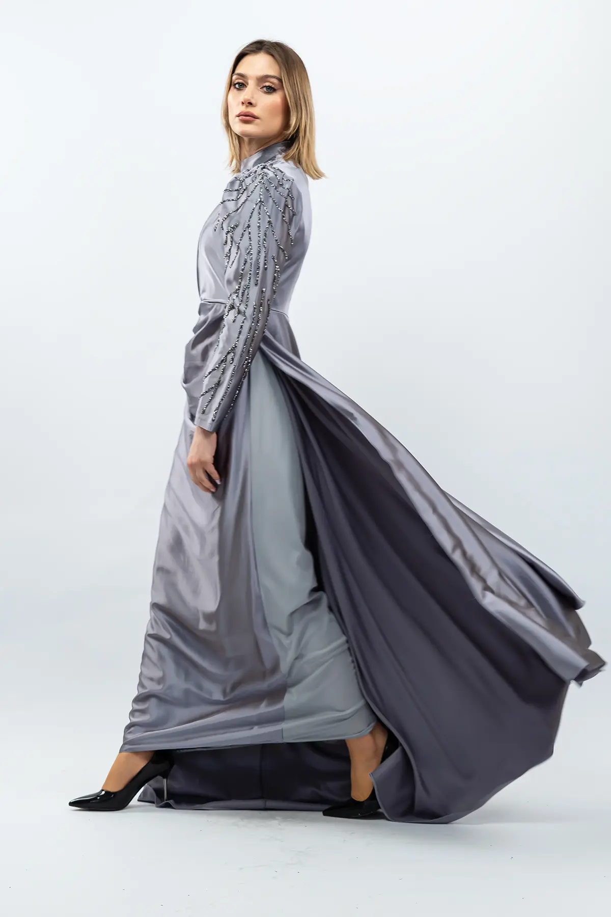 Taş Detaylı Saten Abiye Elbise Gri-detail
