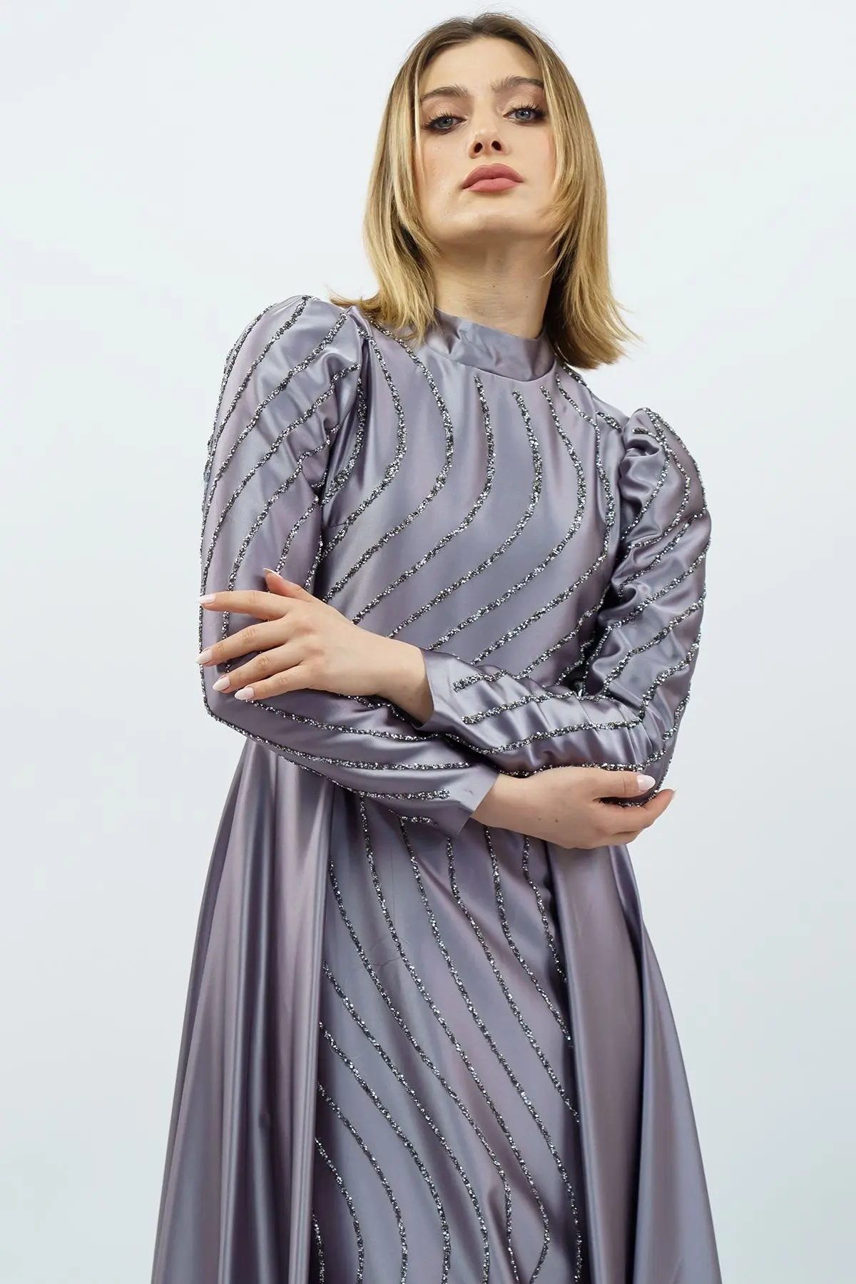 Taş Detaylı Saten Abiye Elbise Gri-detail