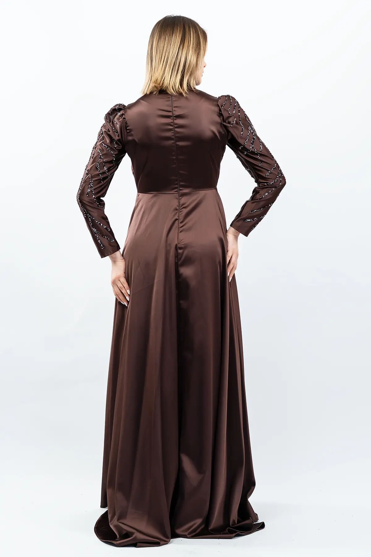 Taş Detaylı Saten Abiye Elbise Kahverengi-detail