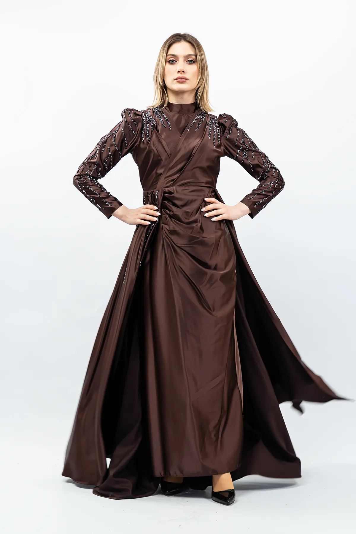 Taş Detaylı Saten Abiye Elbise Kahverengi-detail