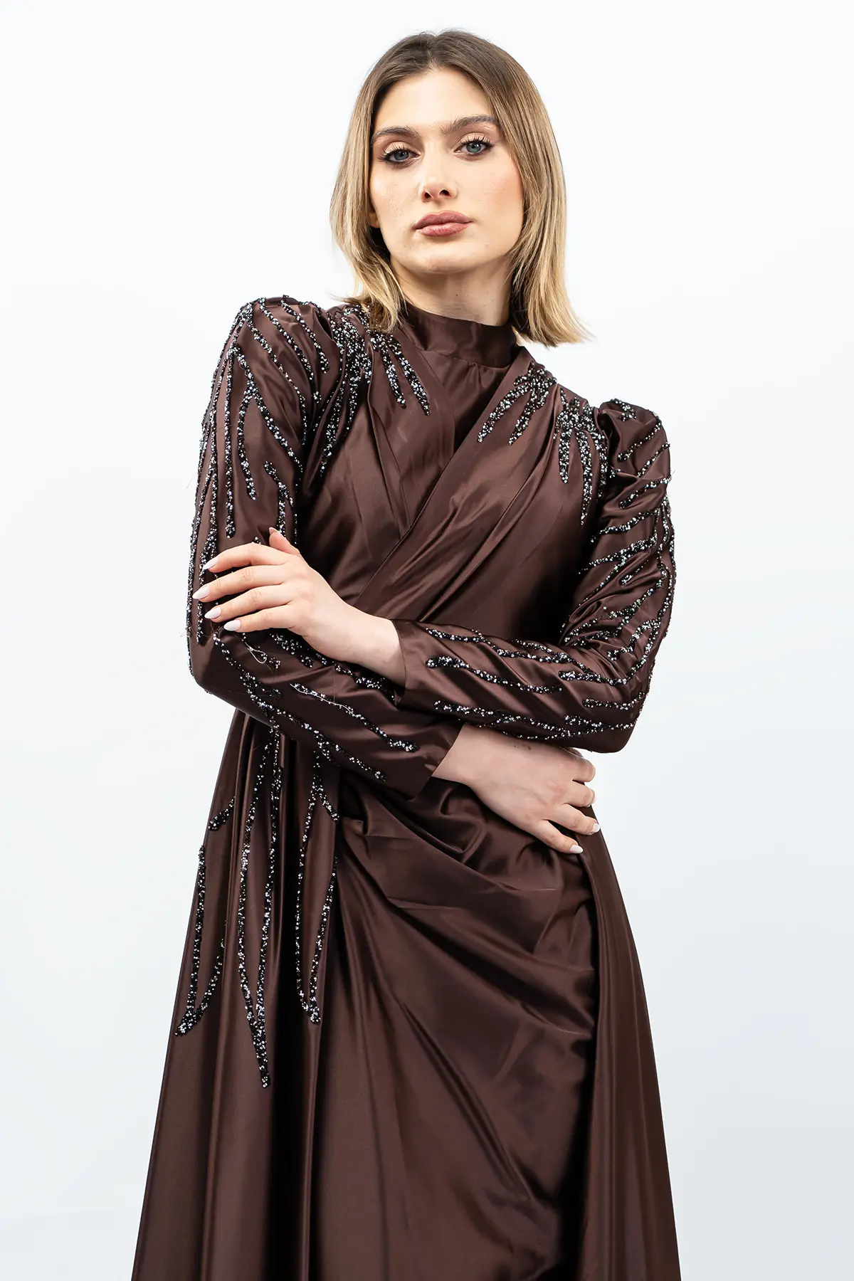 Taş Detaylı Saten Abiye Elbise Kahverengi-detail