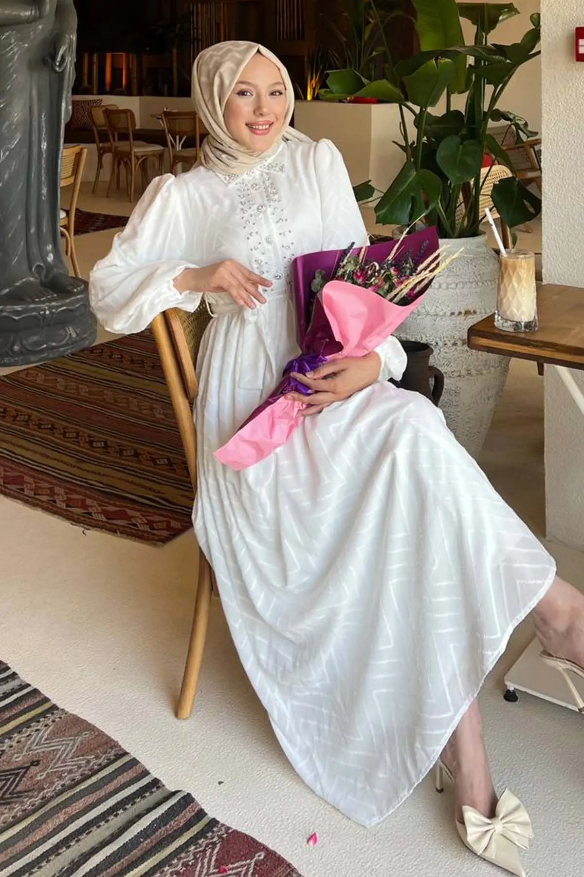 Taş Detaylı Tesettür Elbise-detail