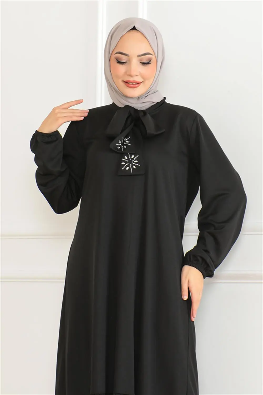 Taş Detaylı Tesettür Elbise-detail