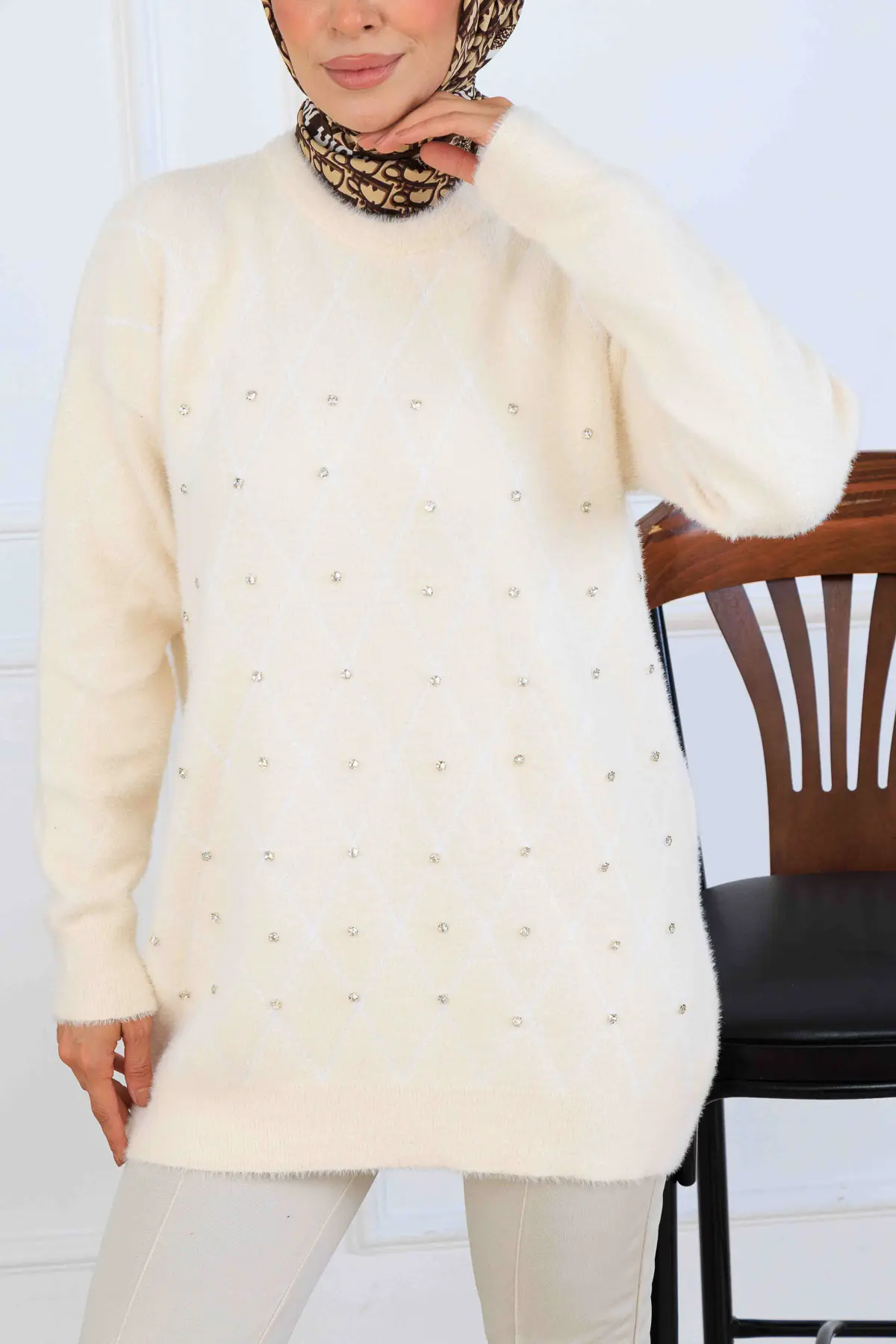 Taş Detaylı Triko Tunik-detail