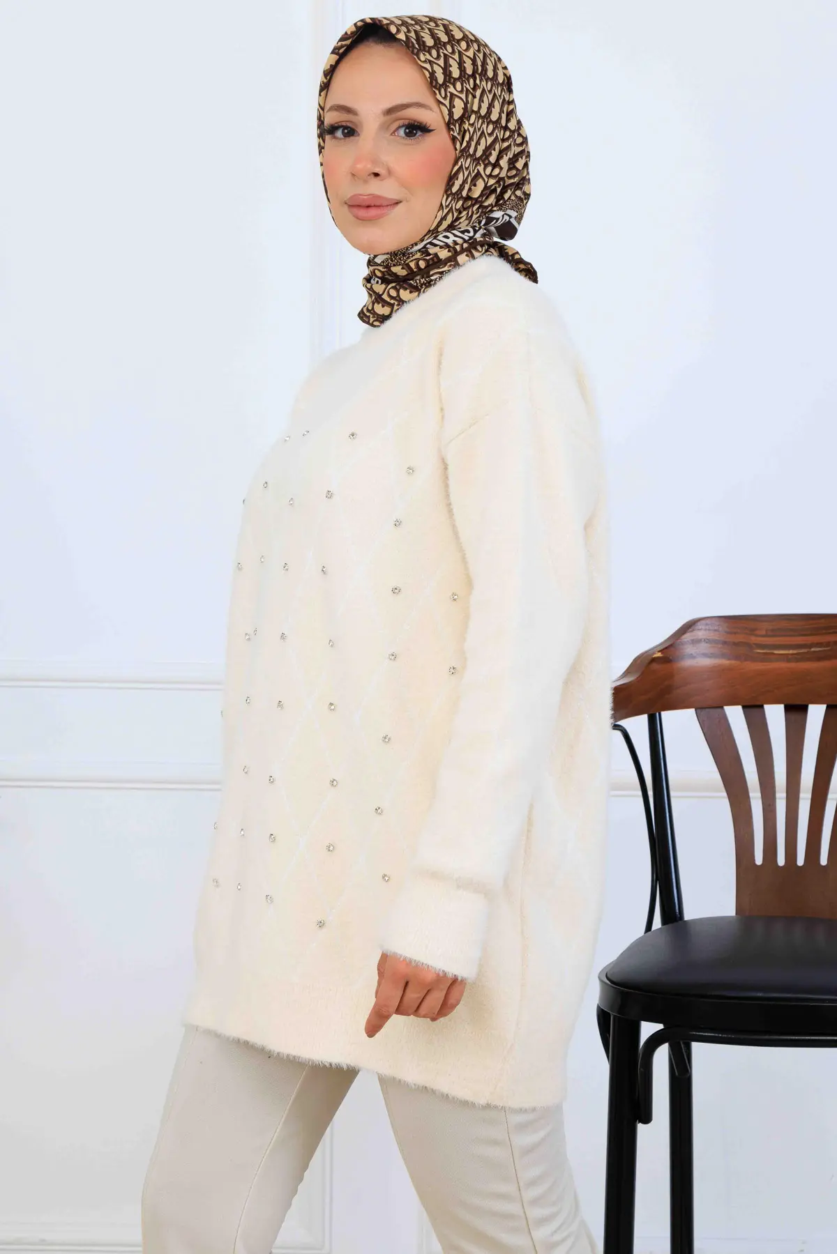 Taş Detaylı Triko Tunik-detail