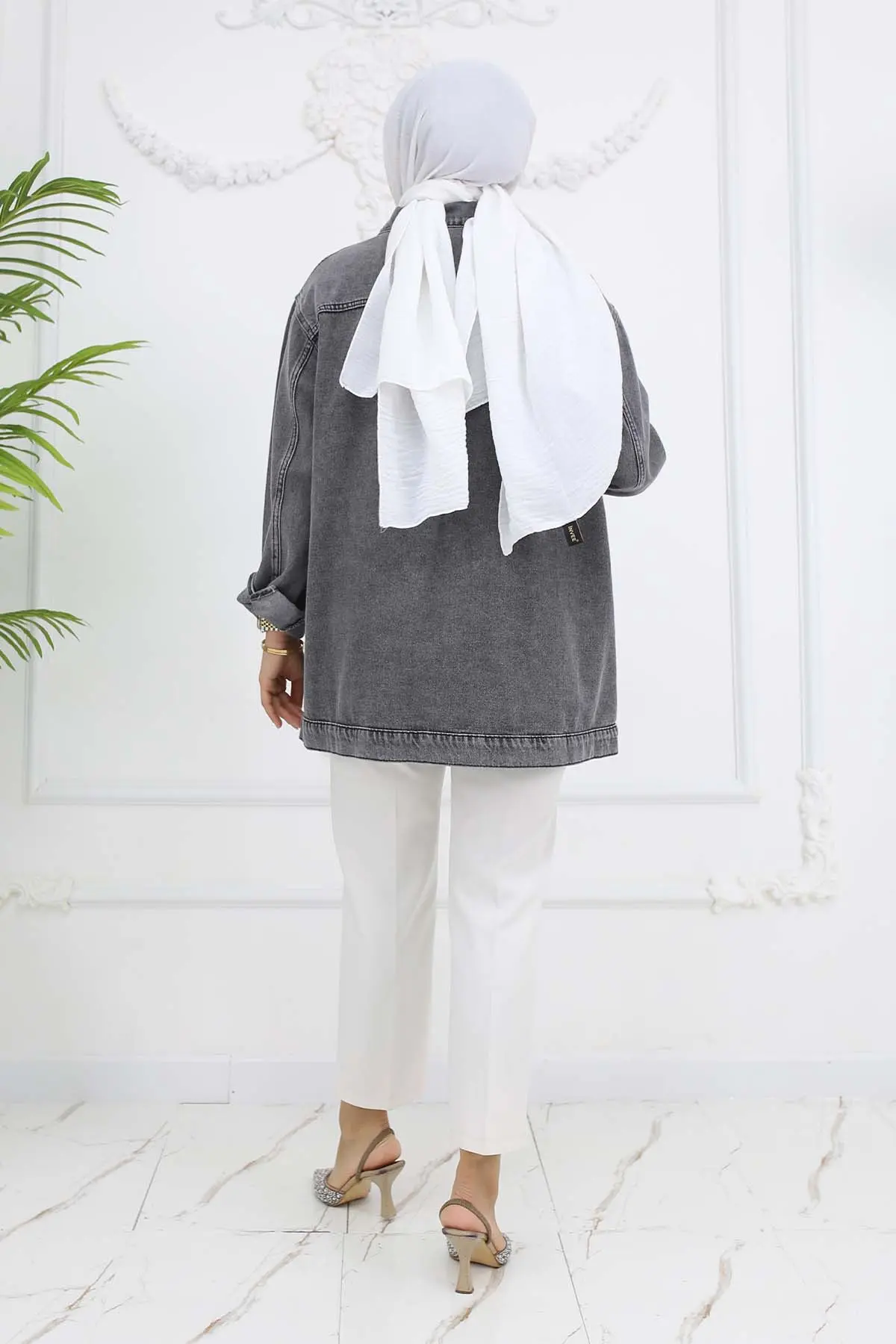 Taş Işlemeli Cepli Kot Ceket-detail