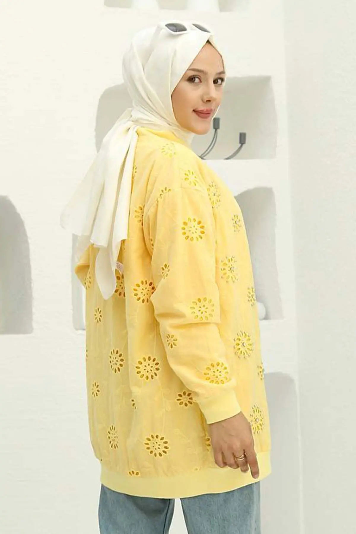 Taş İşlemeli Brode Hırka Sarı 2000-detail