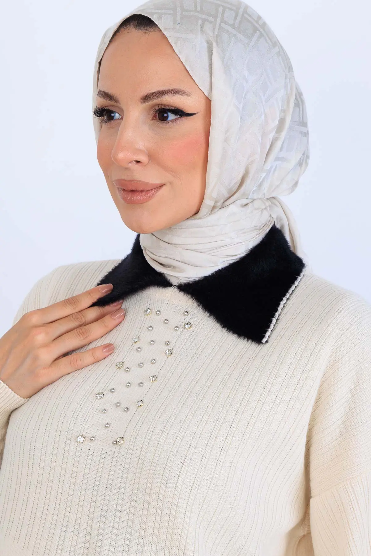 Taş İşlemeli Triko Takım-detail