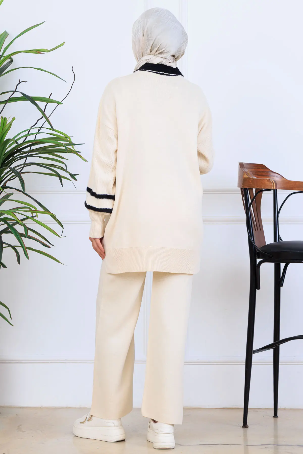 Taş İşlemeli Triko Takım-detail