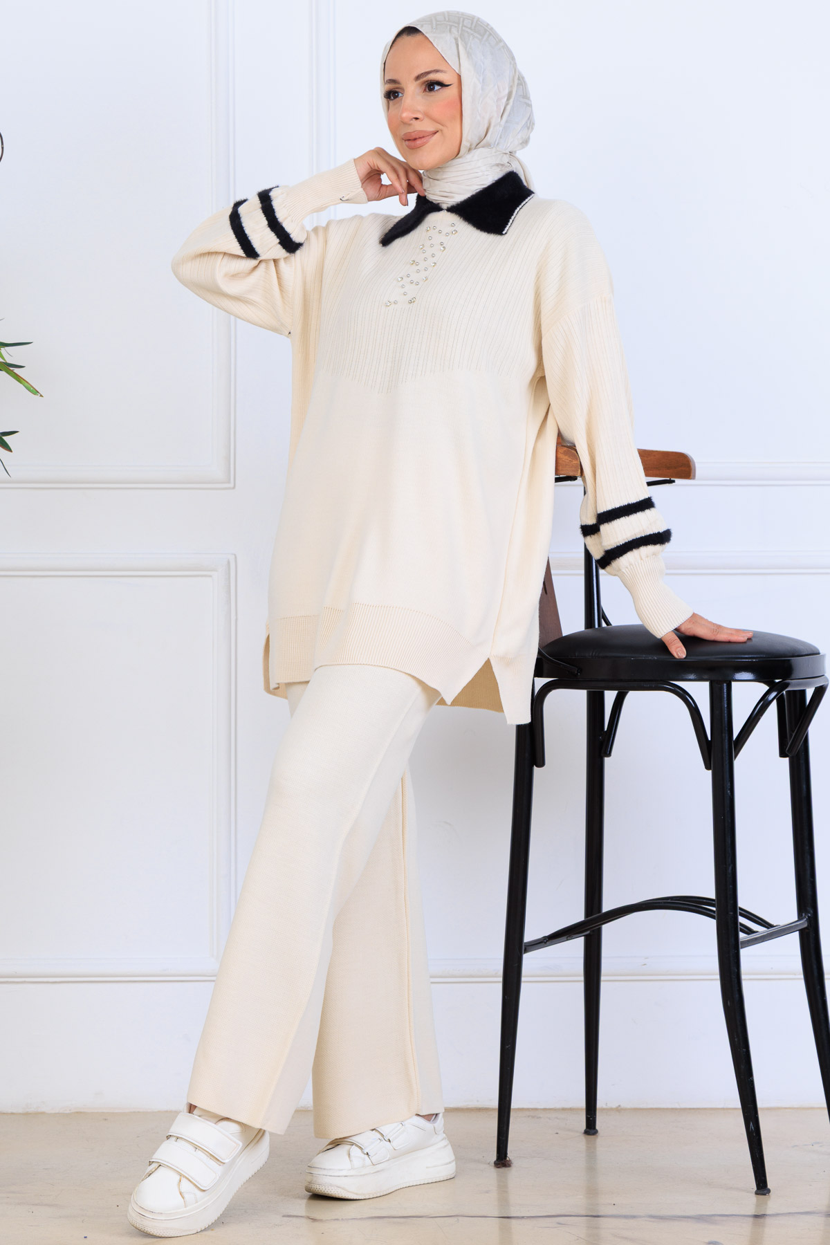 Taş İşlemeli Triko Takım