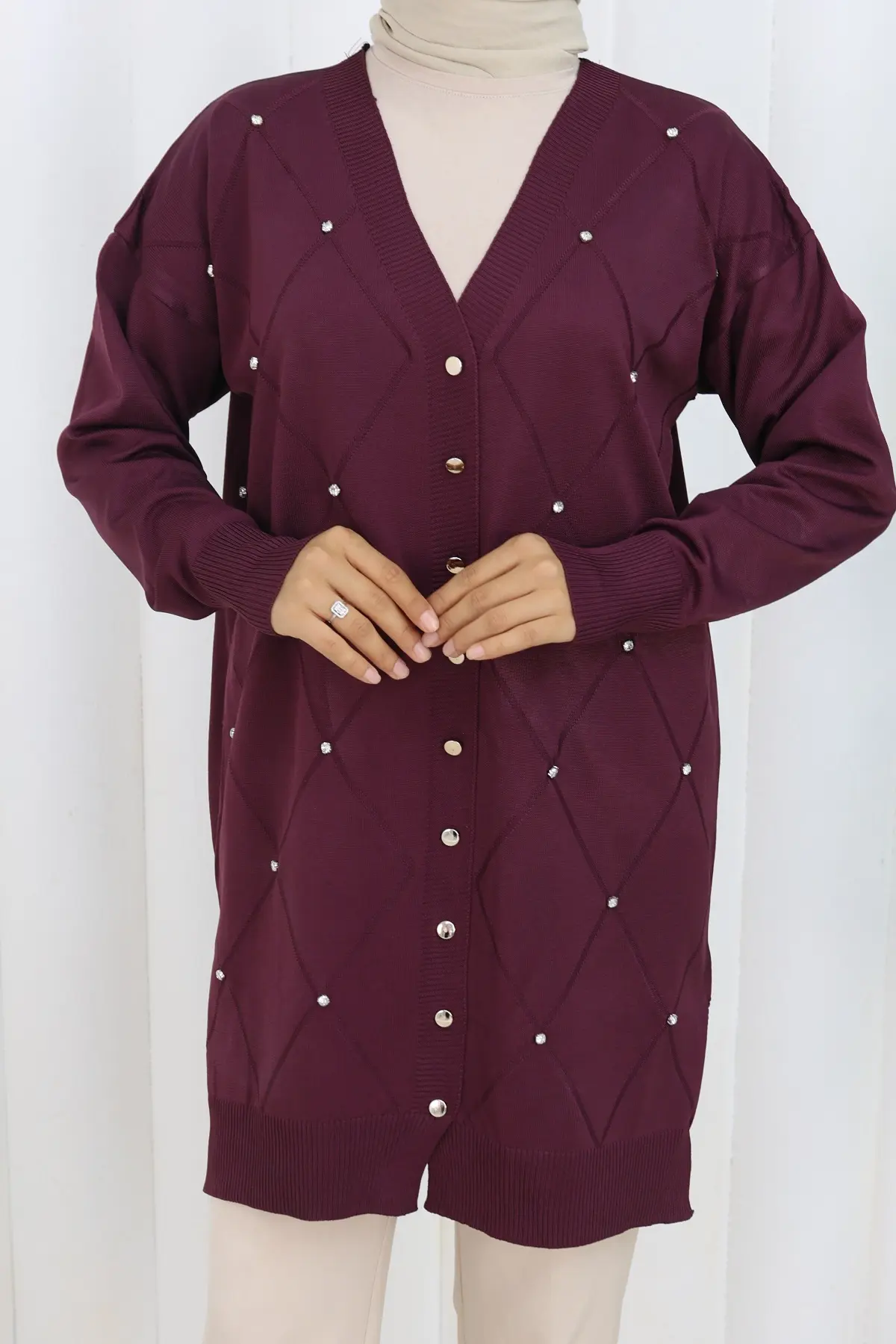 Stoned Diamond Patterned Long Cardigan-detail