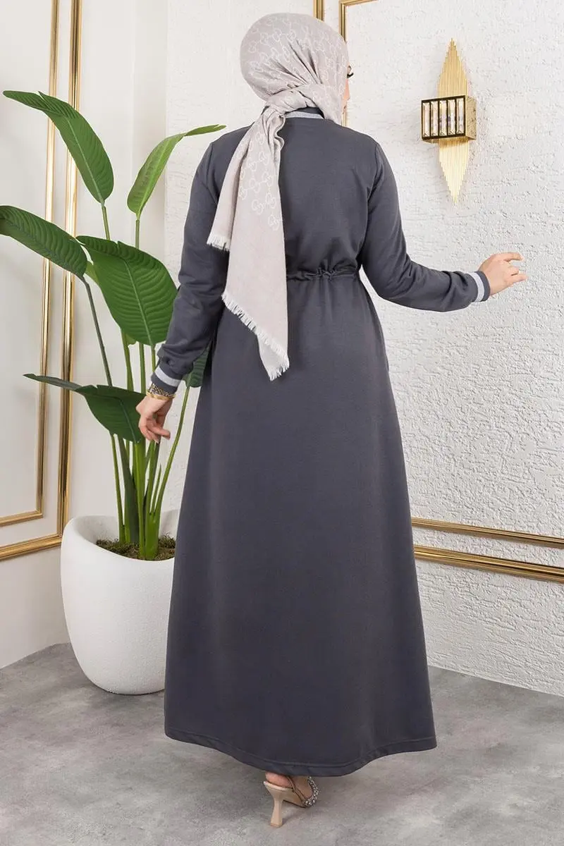 Stone Detailed Abaya-detail