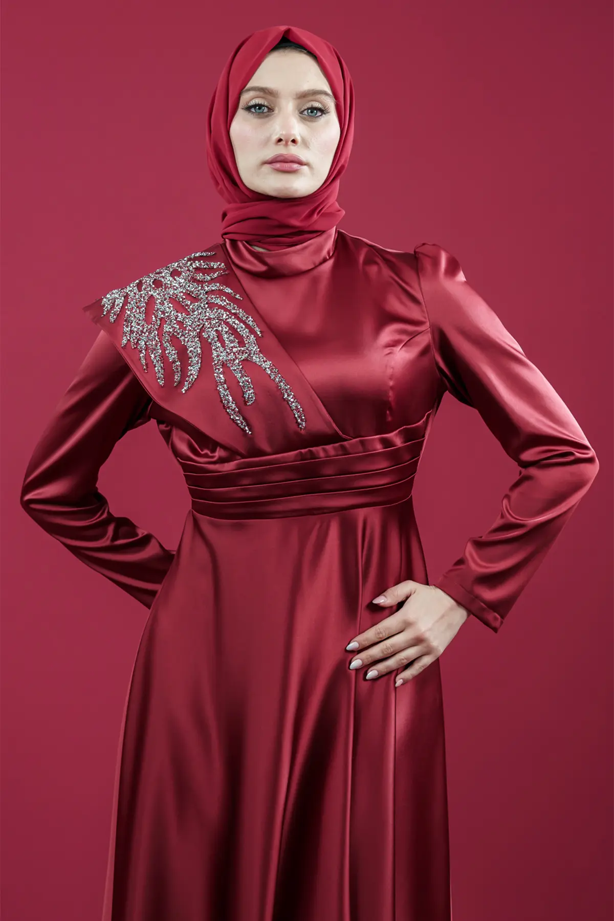Taşlı Saten Bordo Abiye Elbise-detail