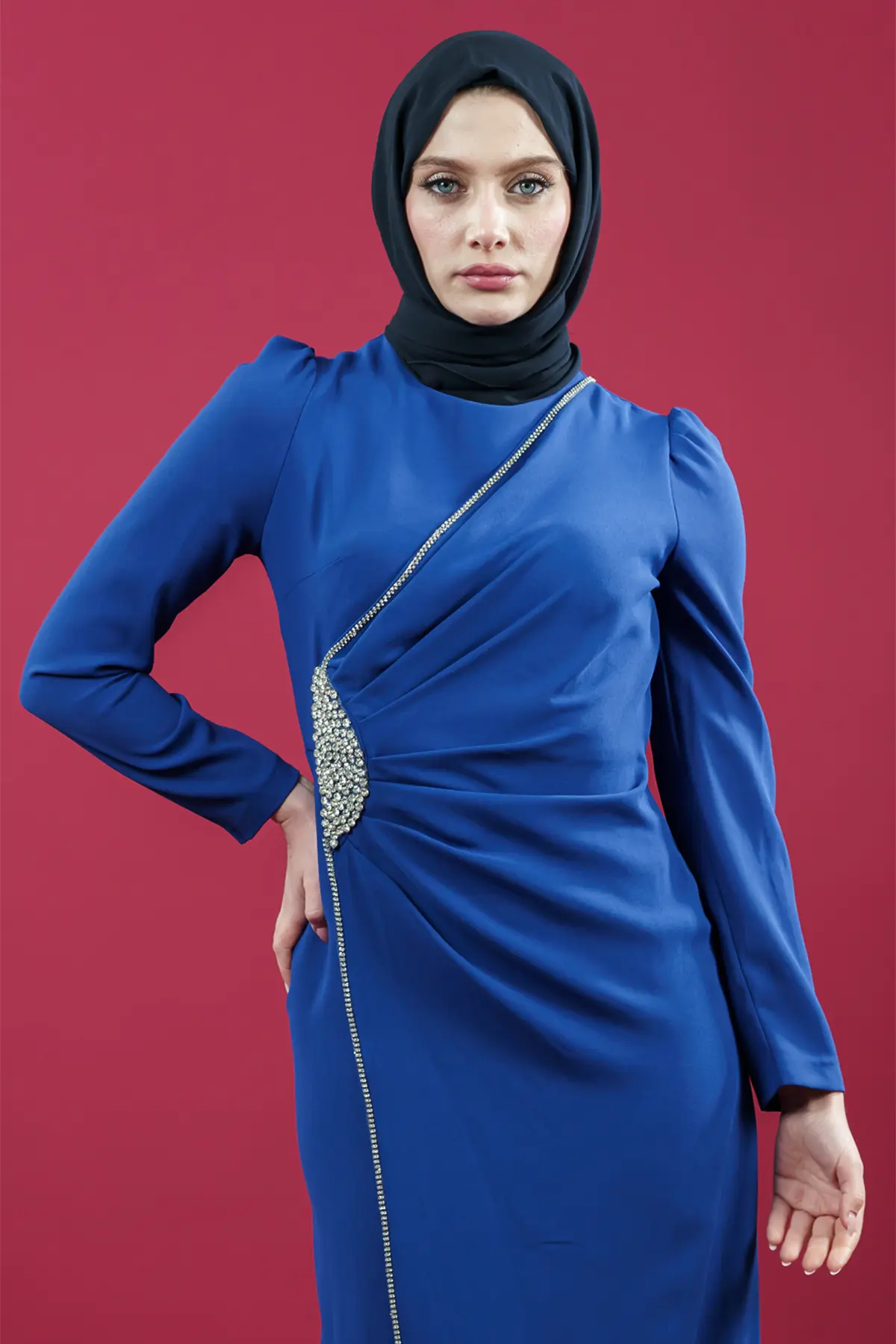 Hijab Evening Dress With Side Strip Stone Detail-detail