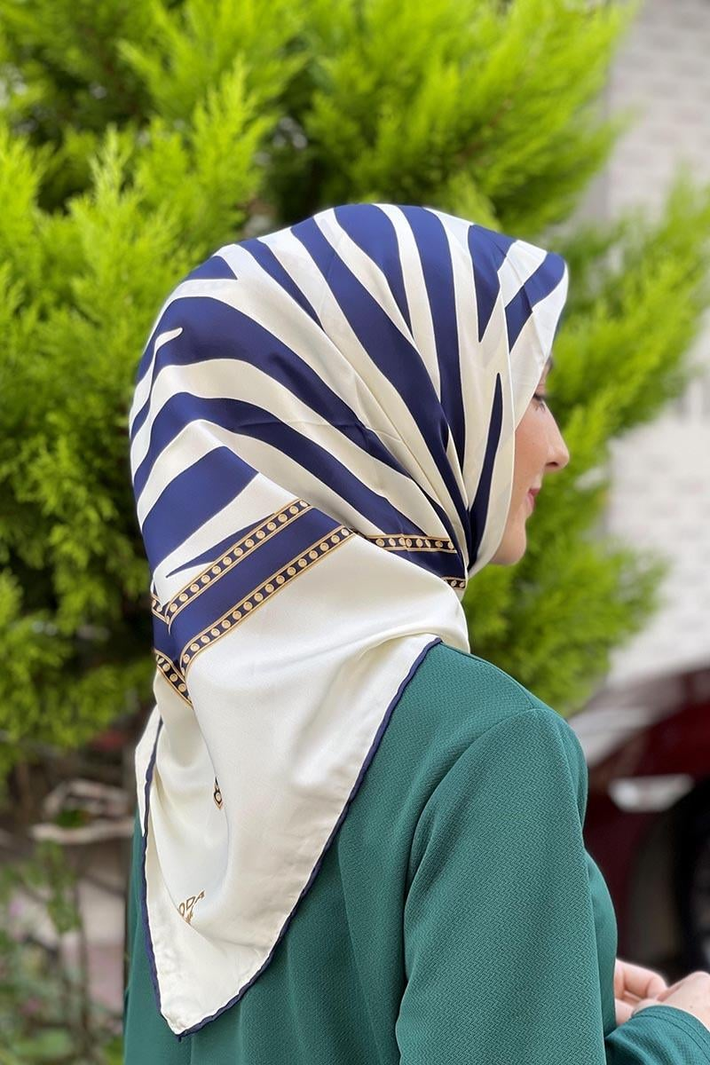 Trendy Scarf Striped