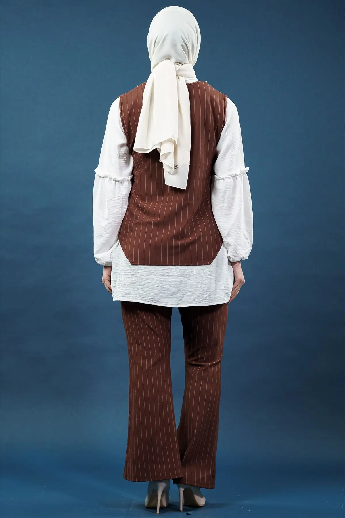 Üçlü Çizgili Takım Kahverengi-detail