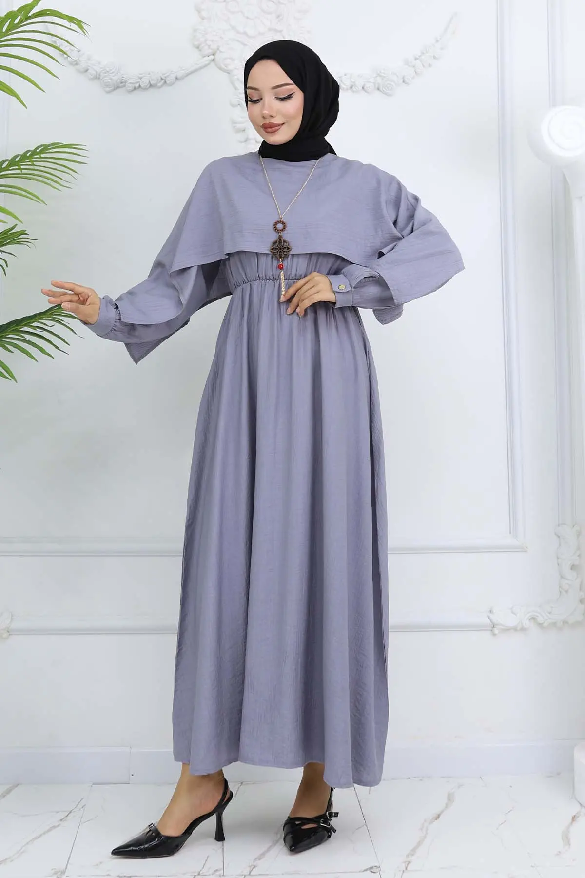 Yaka Detaylı Kolyeli Elbise Gri 4809-detail