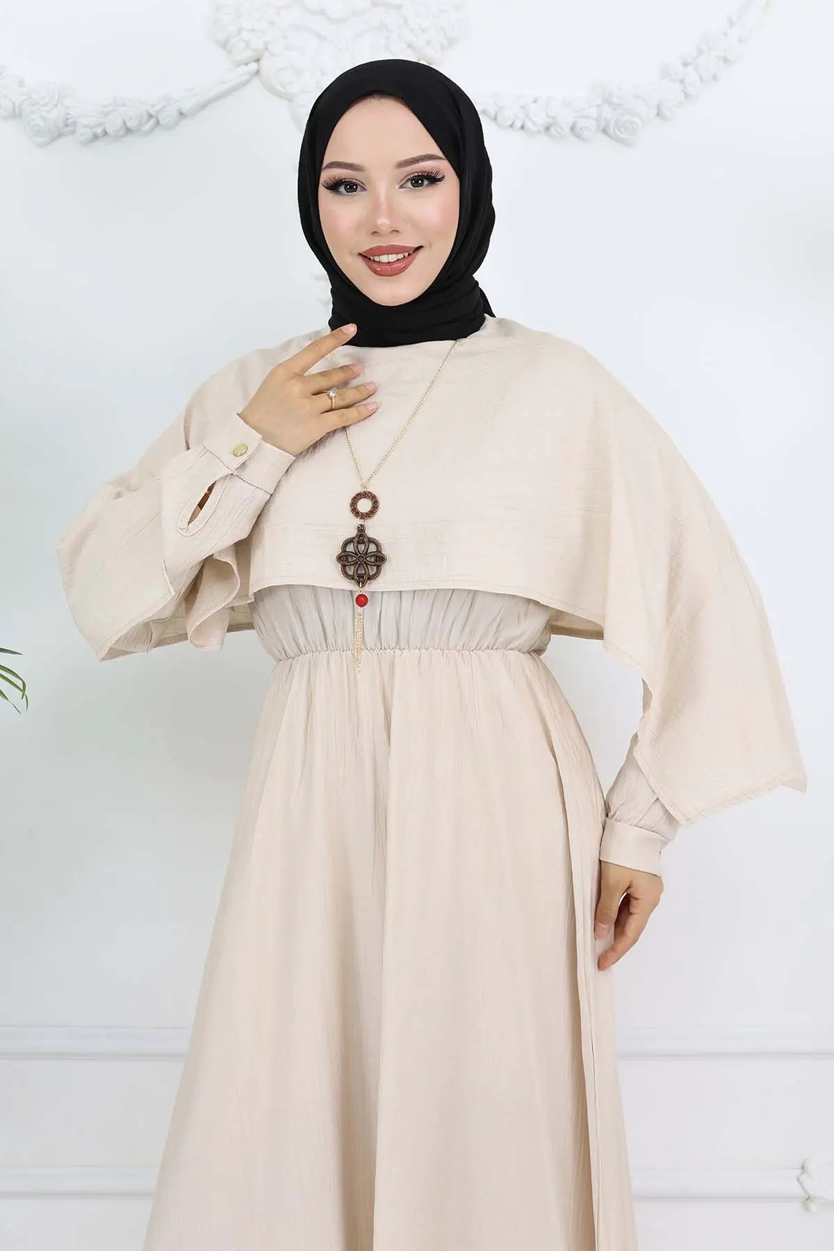 Yaka Detaylı Kolyeli Elbise Taş Rengi 4809-detail