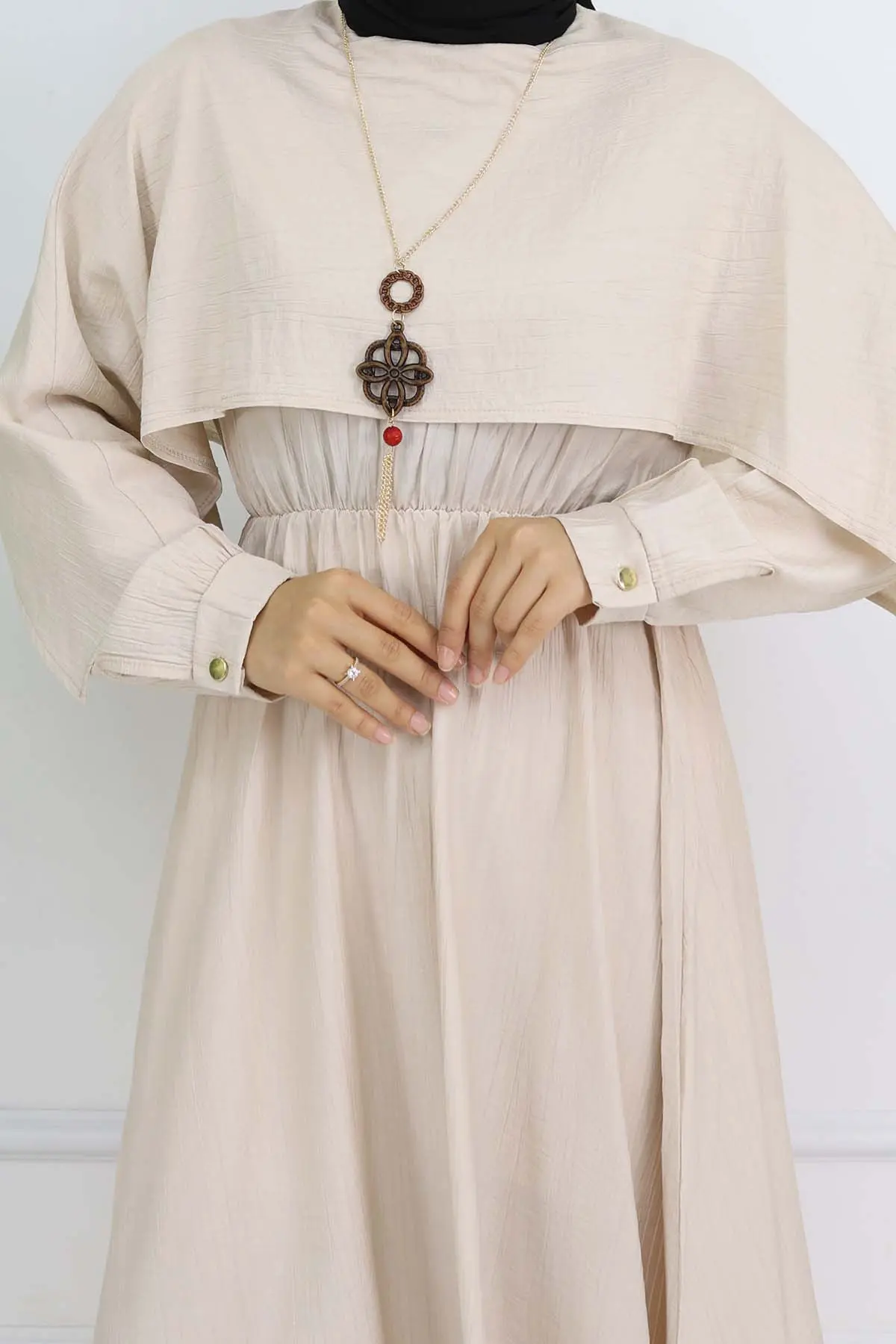 Yaka Detaylı Kolyeli Elbise Taş Rengi 4809-detail