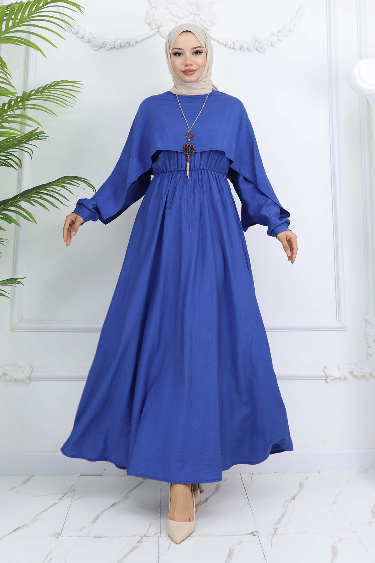 Yaka Detaylı Kolyeli Elbise Saks Mavisi 4809